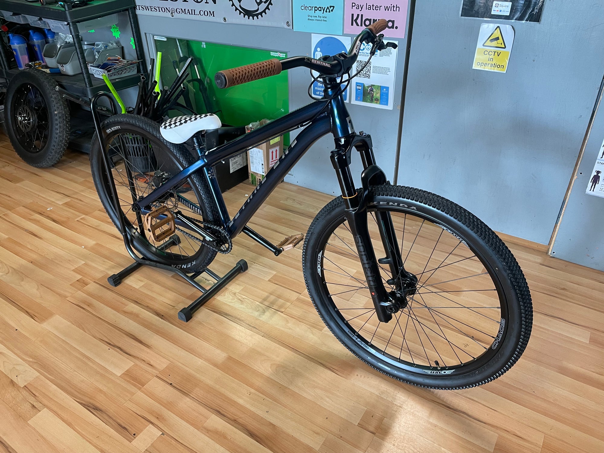 Octane One Melt Dirt Jump Bike 13.5”