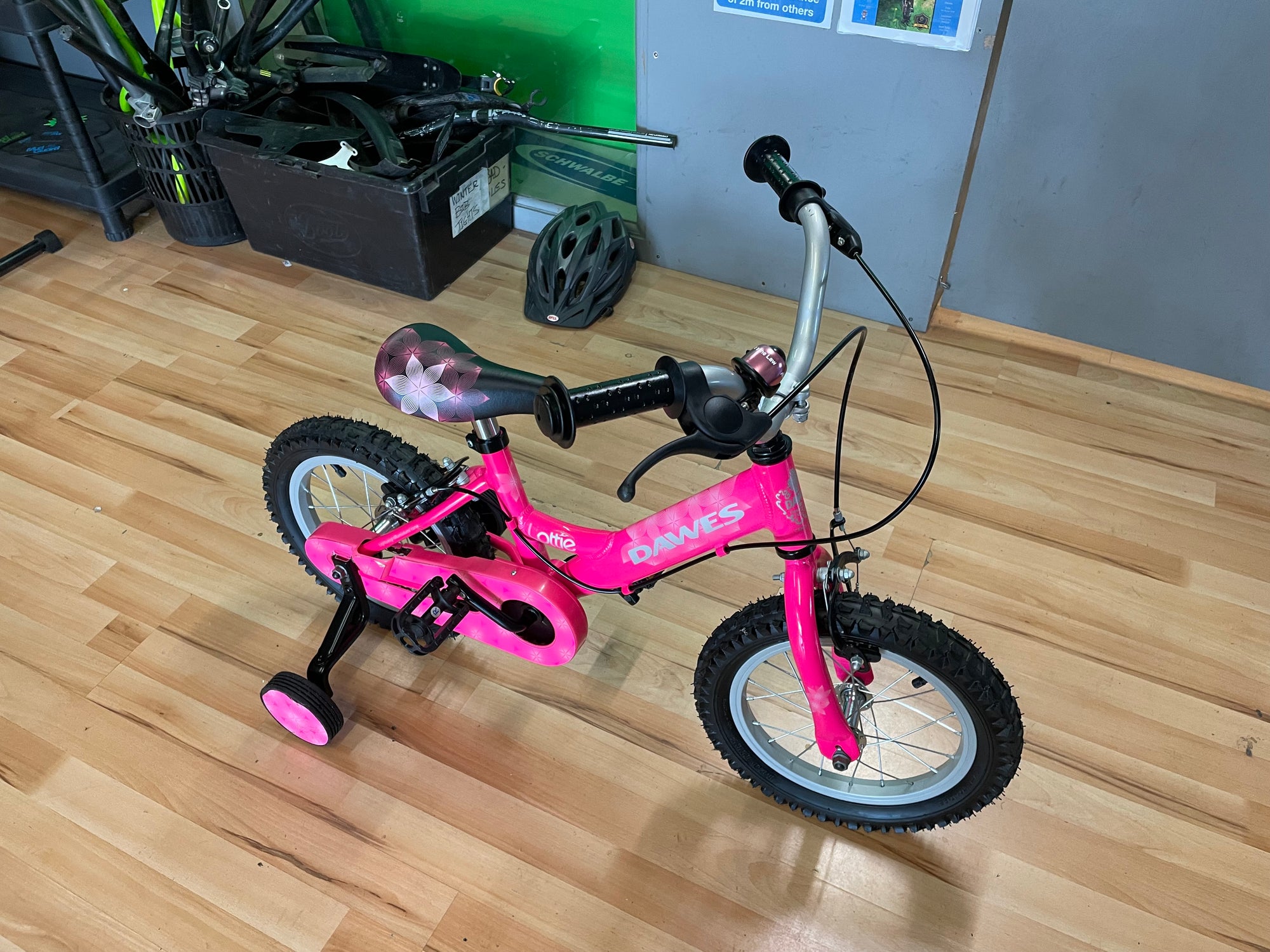 DAWES LOTTIE PINK KIDS BIKE