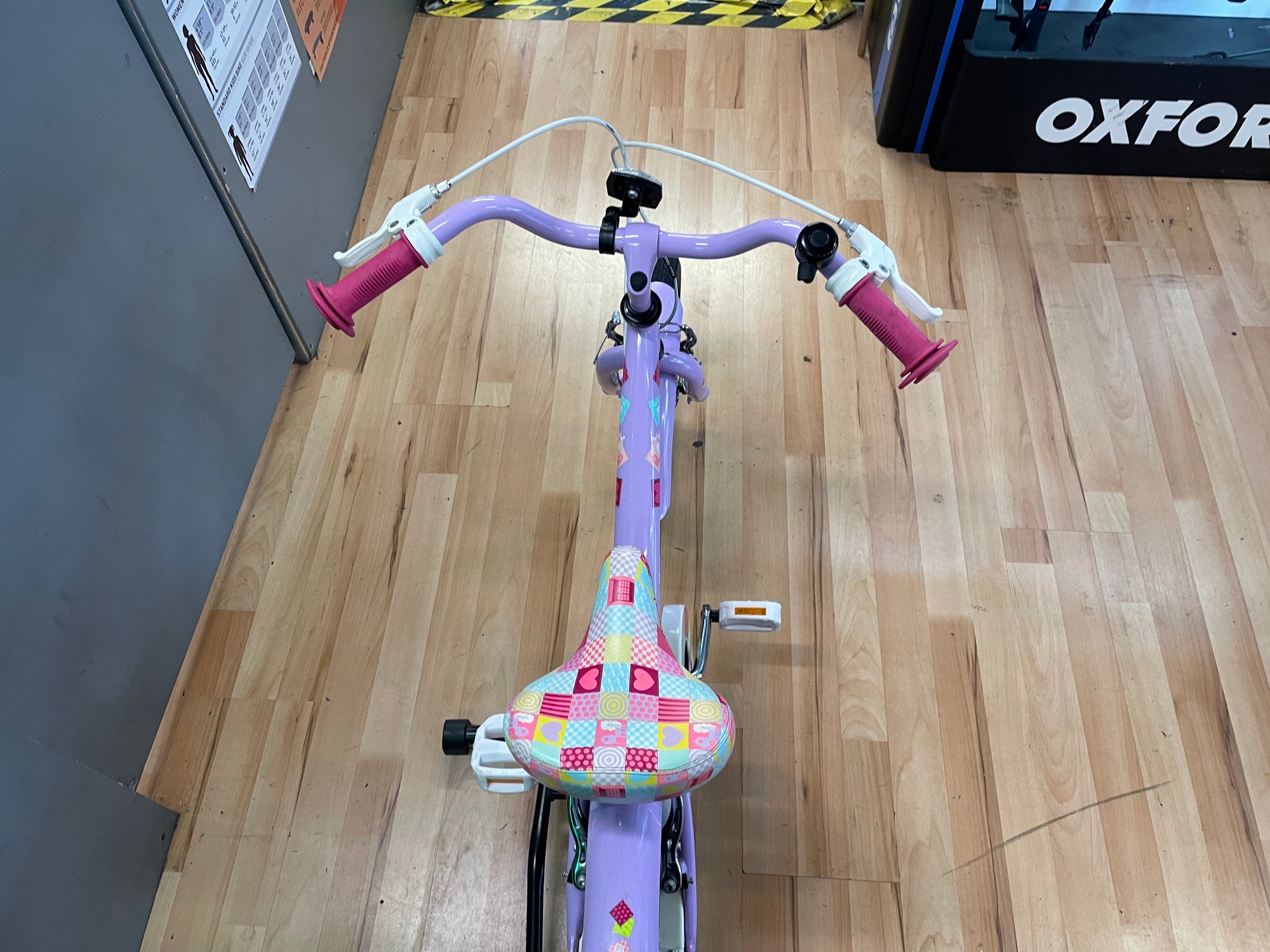 APOLLO CHERRY LANE GIRLS BIKE 5-7yrs Pink & Purple