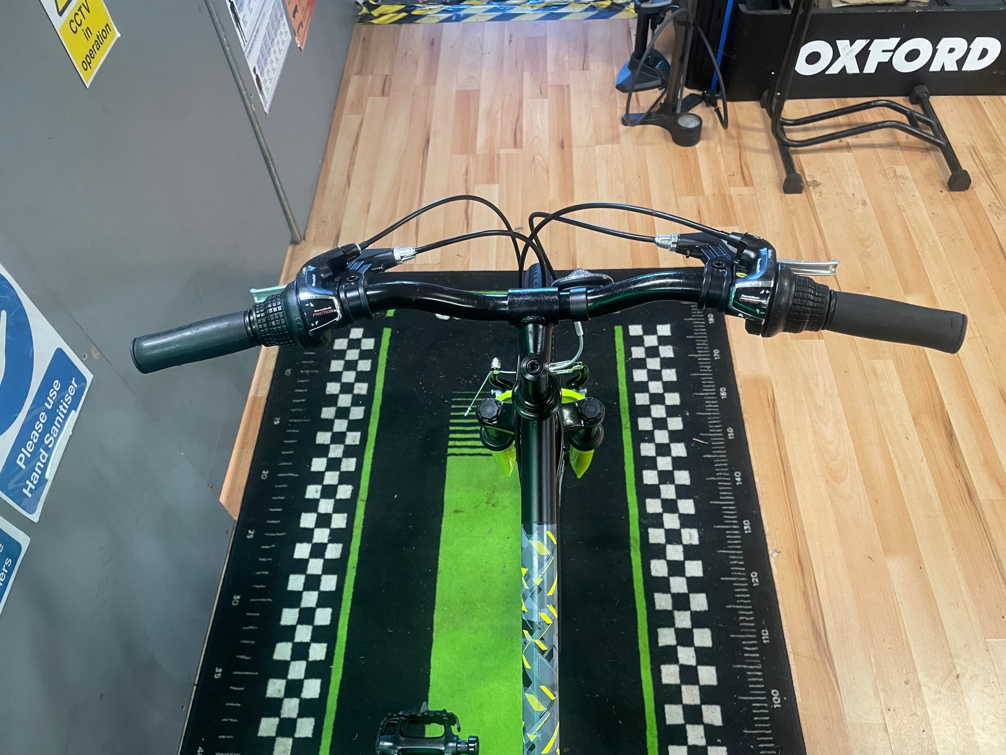 APOLLO GRIDLOCK MTB 12.5” Black 8-11yrs
