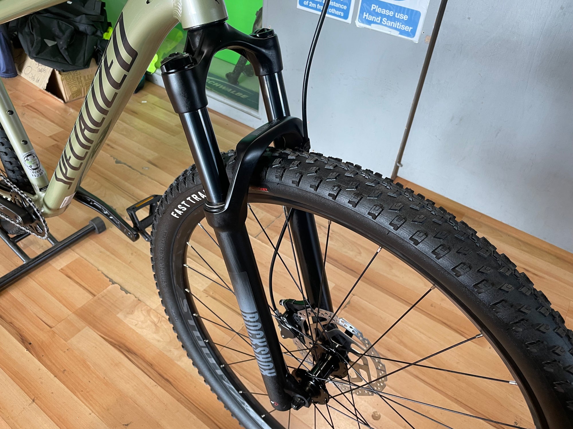 SPECIALIZED ROCKHOPPER COMP 29er 2025 18”