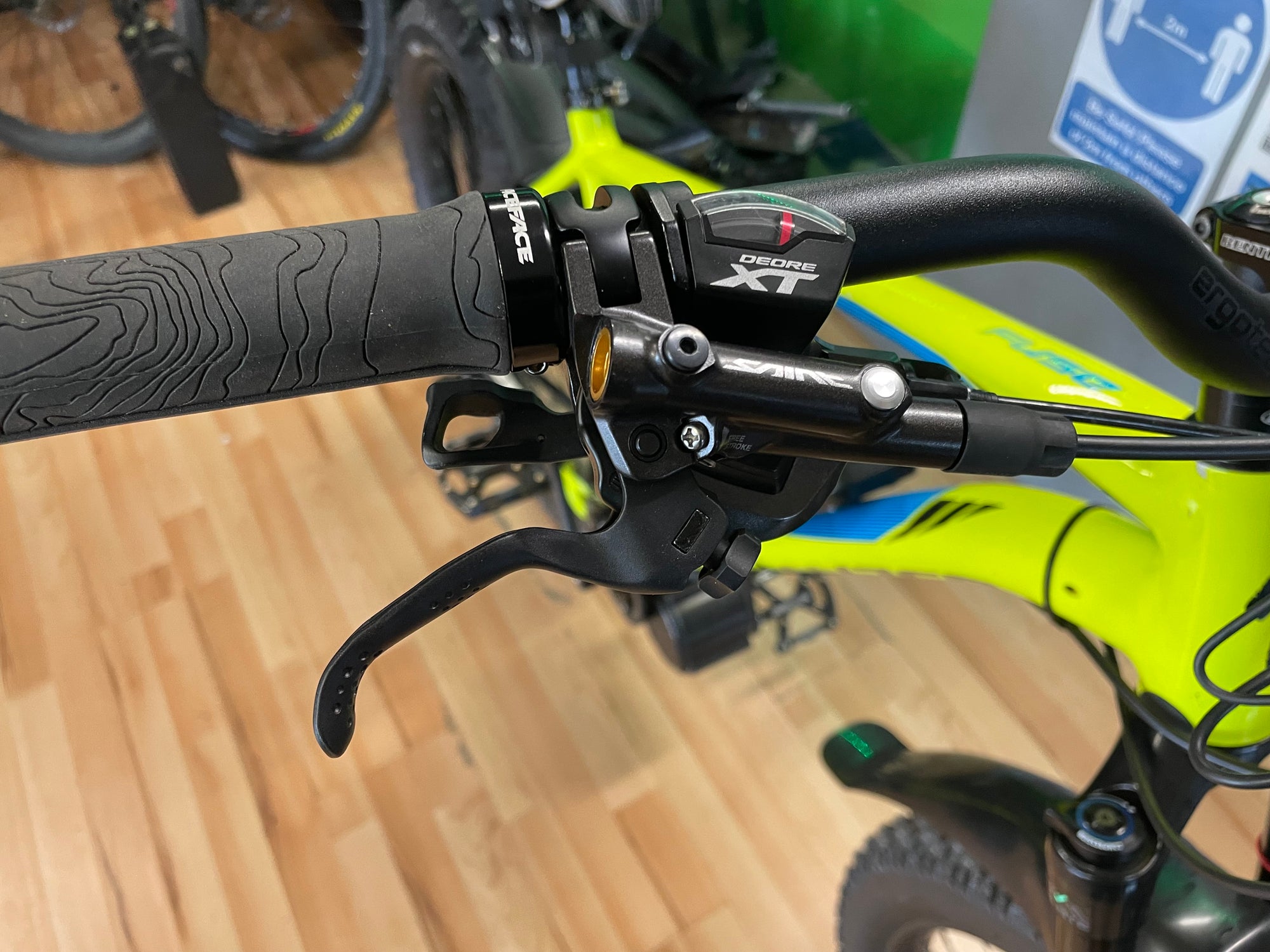 Specialized Fuse 6 Fattie Eddition Custom Mid Drive E motor conversion Electric Yellow 20” frame