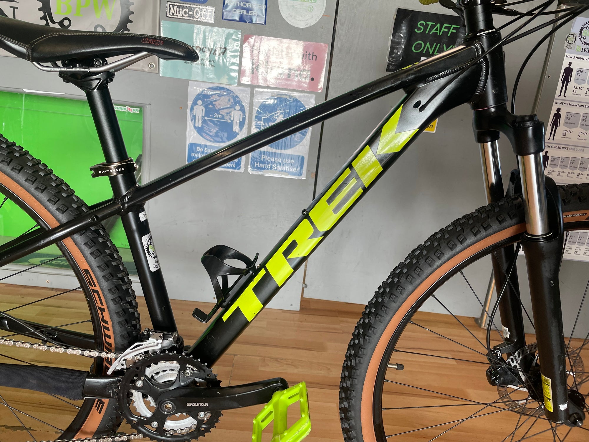 Trek Marlin 6 MTB BLACK 15.5”