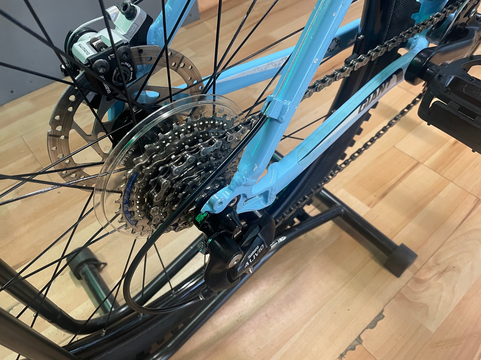 GIANT TALON 3 BLUE MTB 11+yrs