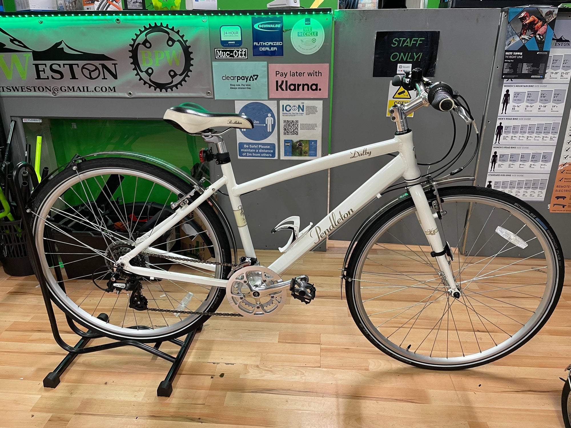 PENDLETON DALBY HYBRID 18” WHITE