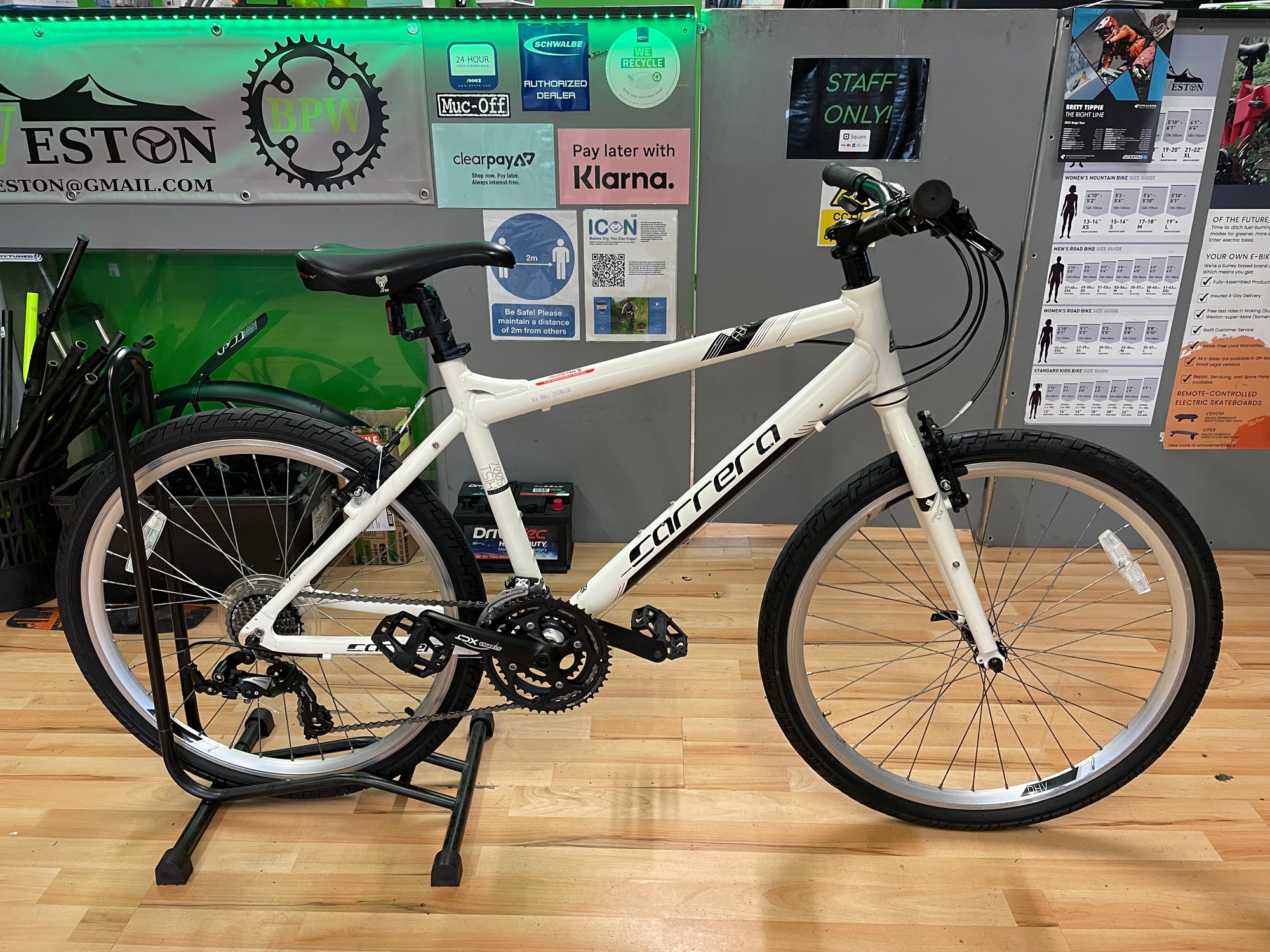 Carrera Subway ltd MTB/Hybrid 18” White
