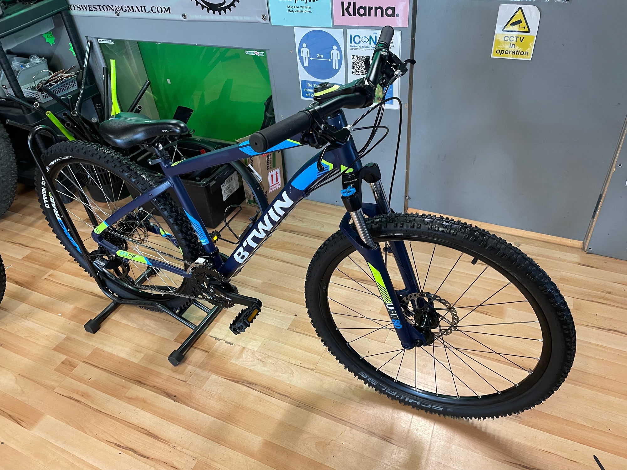 B Twin Rockrider 520 MTB Blue 17”