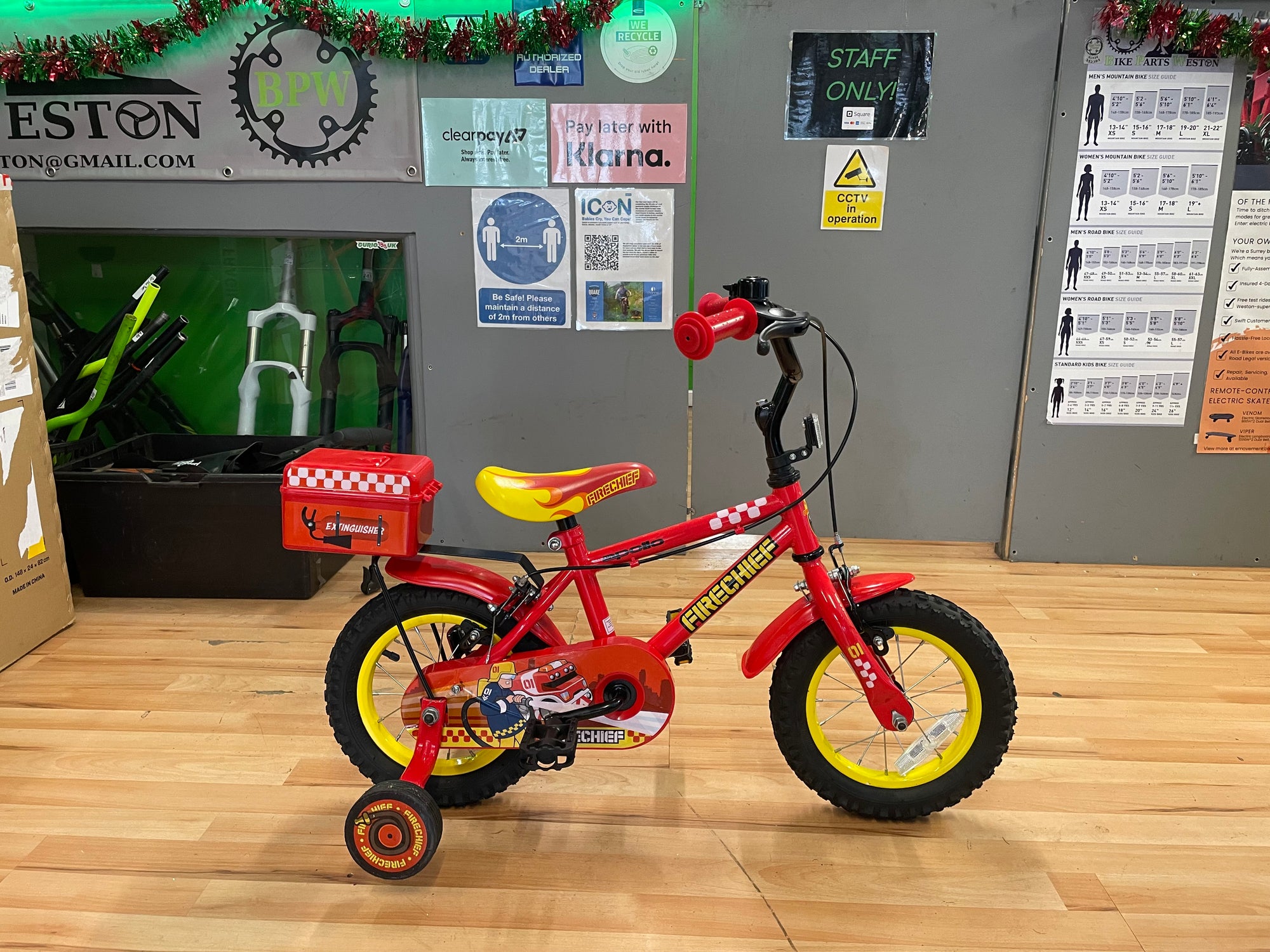 APOLLO FIRECHIEF KIDS BIKE 3-5YRS RED