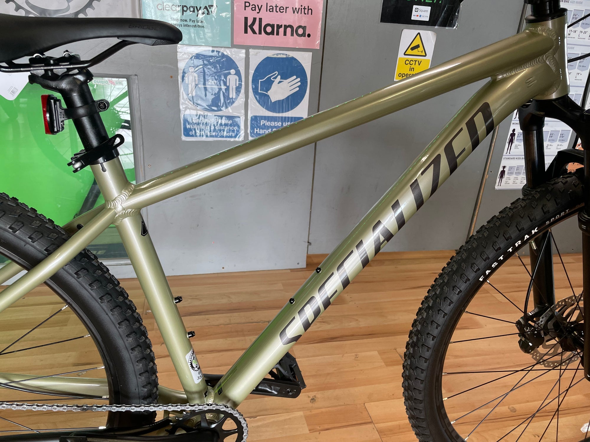 SPECIALIZED ROCKHOPPER COMP 29er 2025 18”