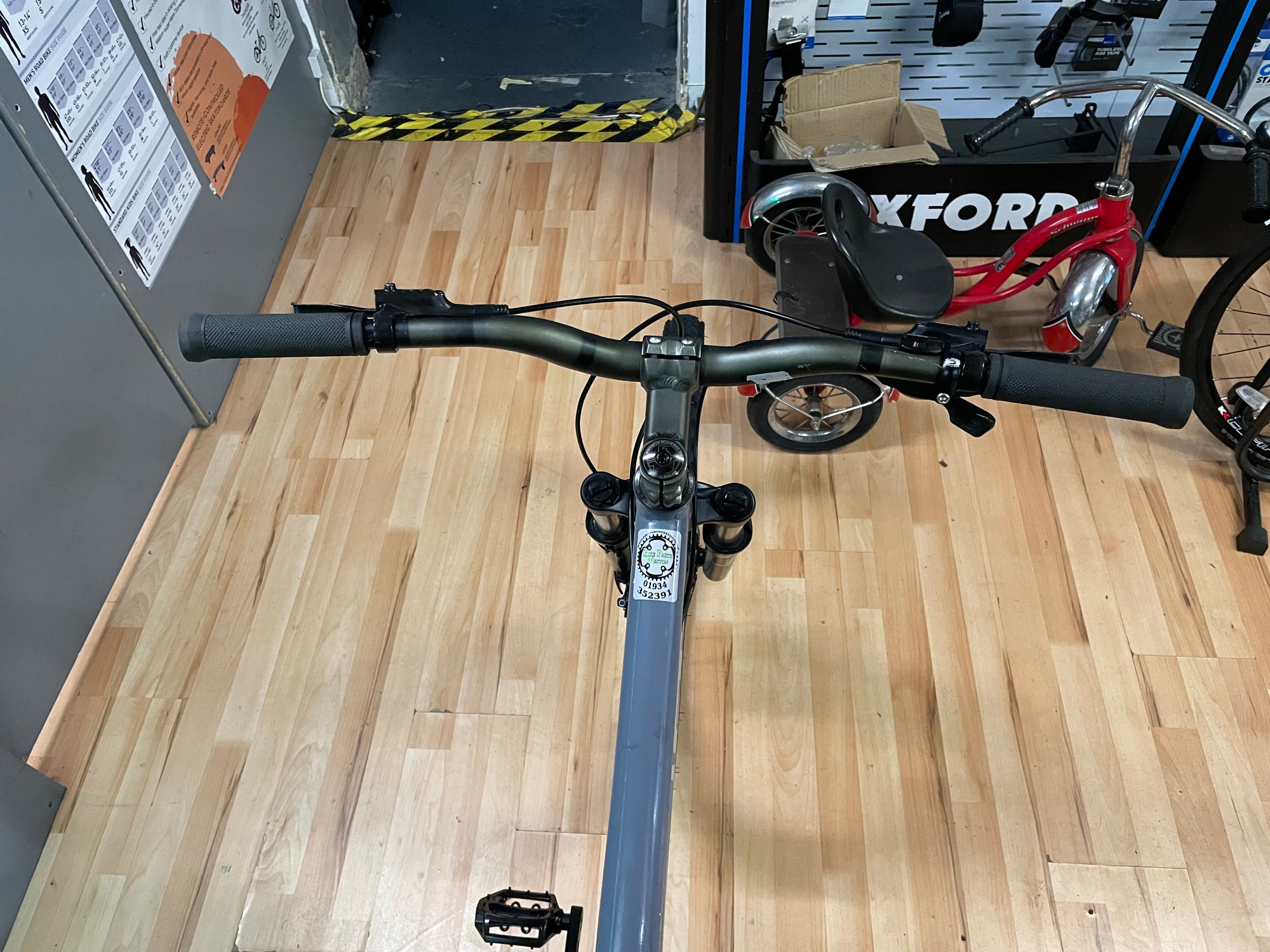 GT CHUCKER XS.2 DIRT/JUMPER 16” Grey