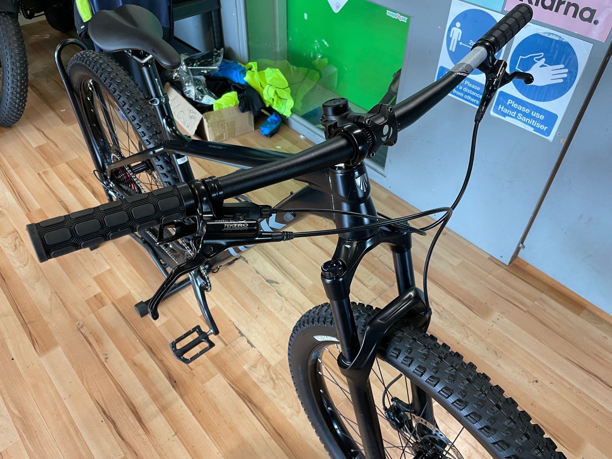 TREK ROSCOE 7 MTB 18.5” BLACK