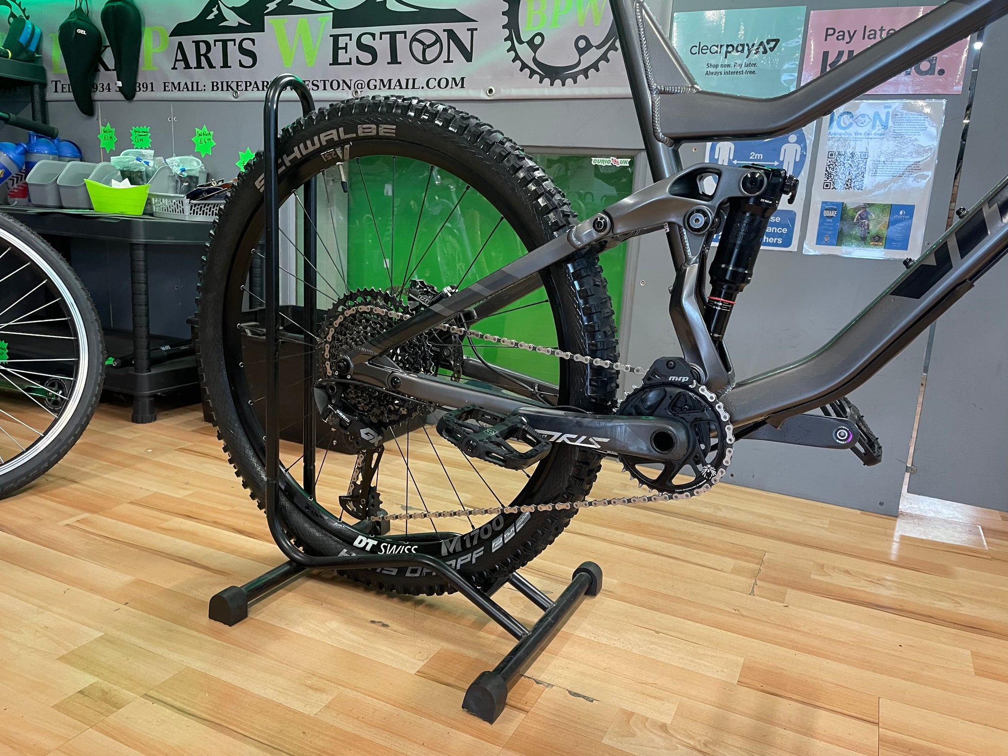 VITUS ESCARPE VRX 2018 18” GREY