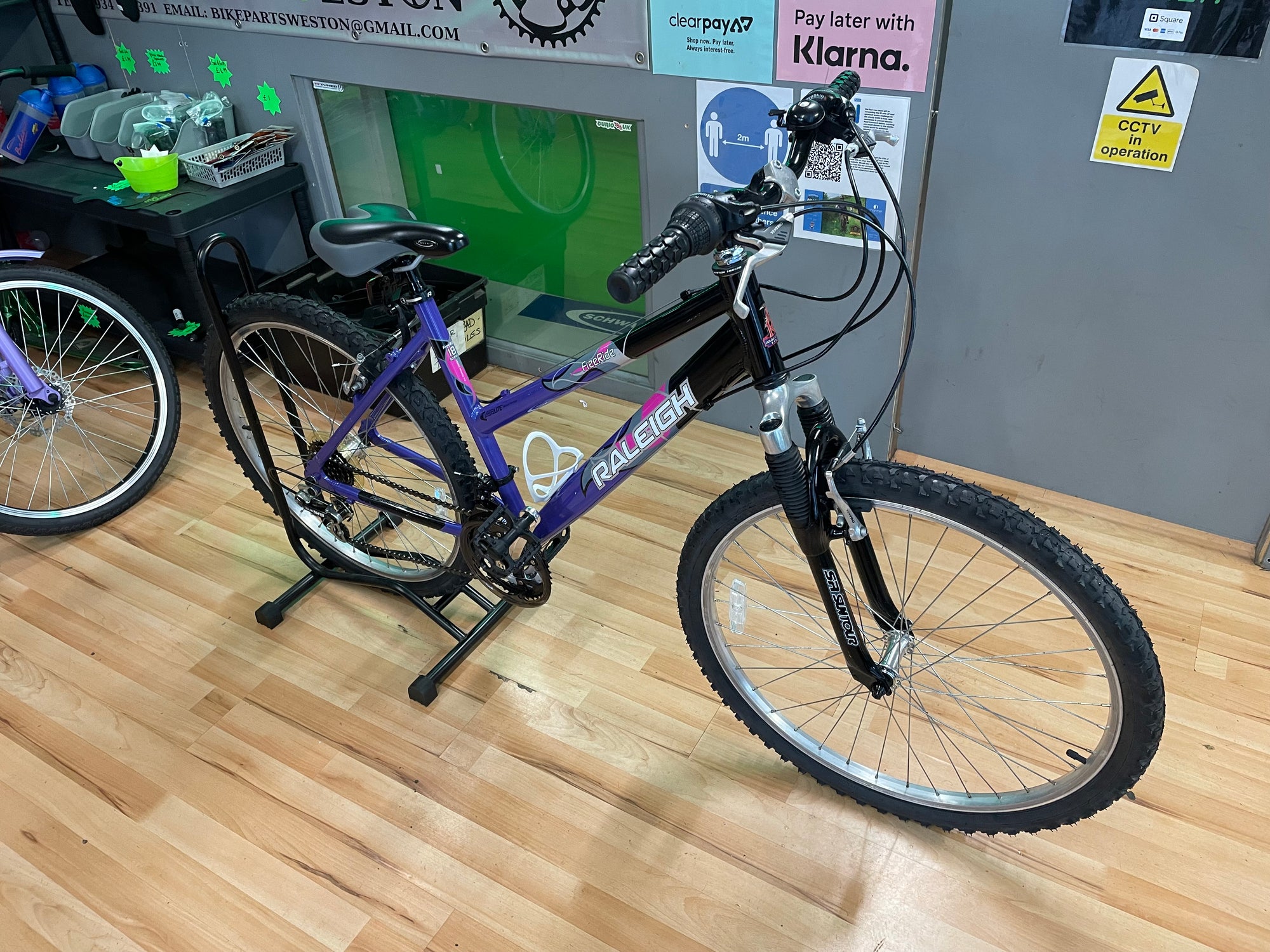 Raleigh Freeride ladies MTB 18” Purple/Black