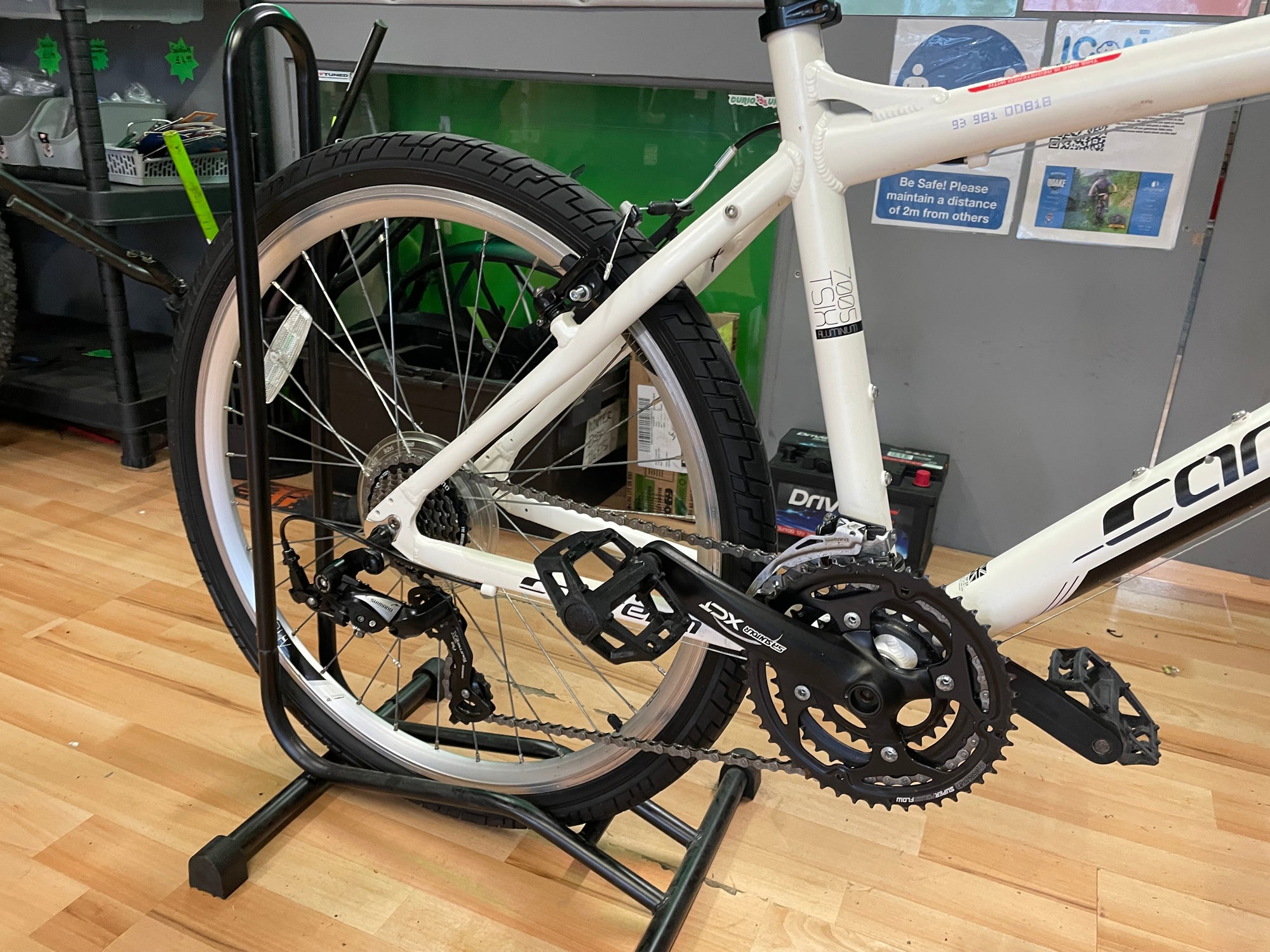Carrera Subway ltd MTB/Hybrid 18” White