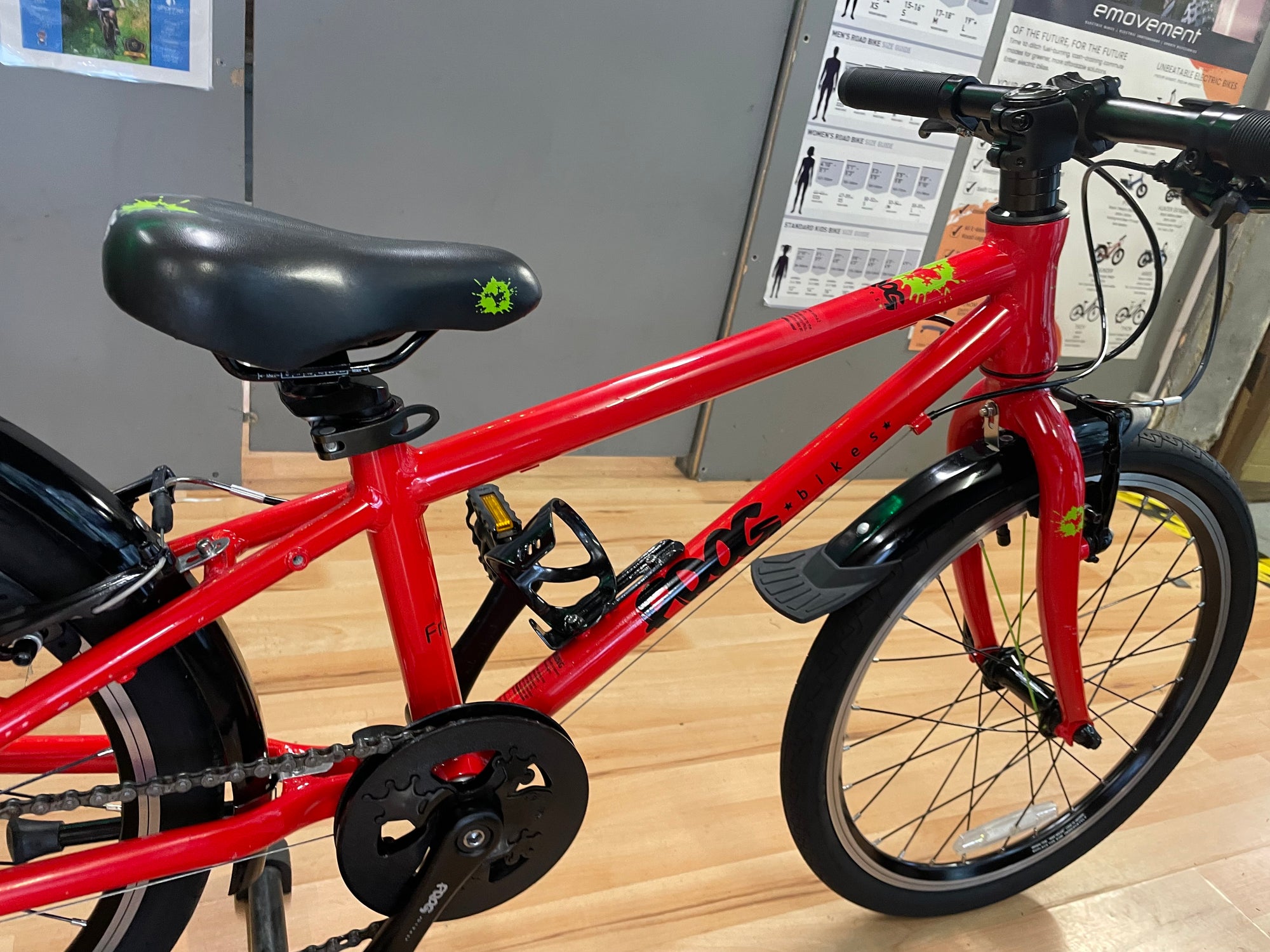 FROG BIKES 52 KIDS BIKE 7-9 Yrs RED