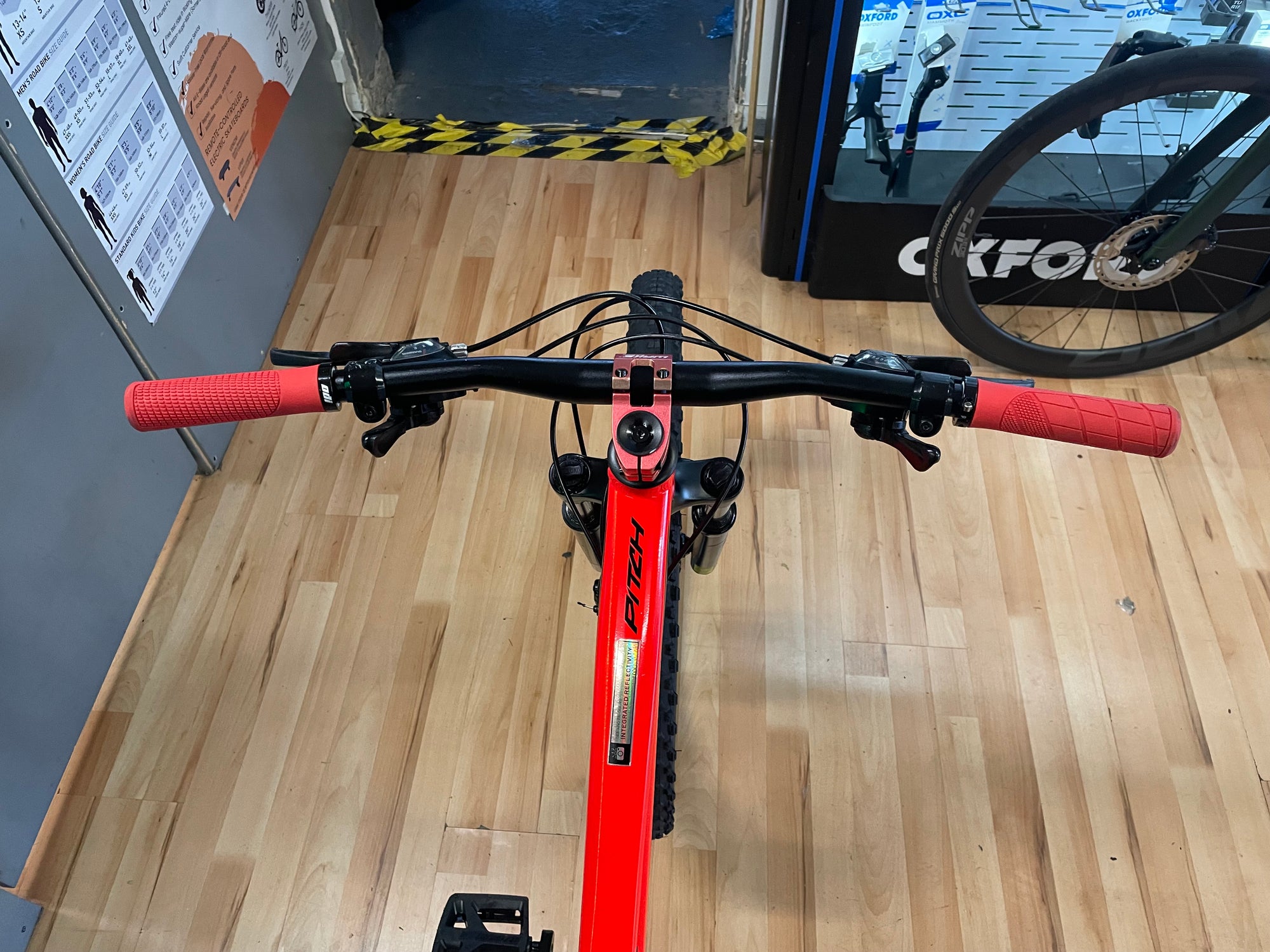 SPECIALIZED PITCH 27.5 RED MTB 12.5” FRAME 10+yrs