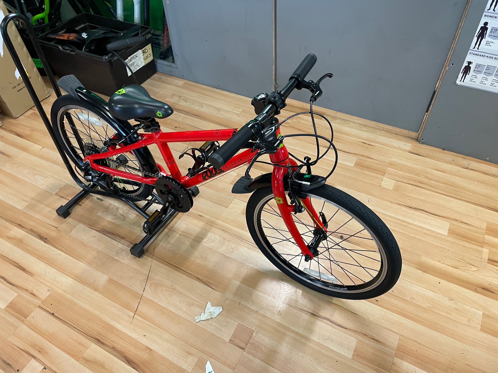 FROG BIKES 52 KIDS BIKE 7-9 Yrs RED