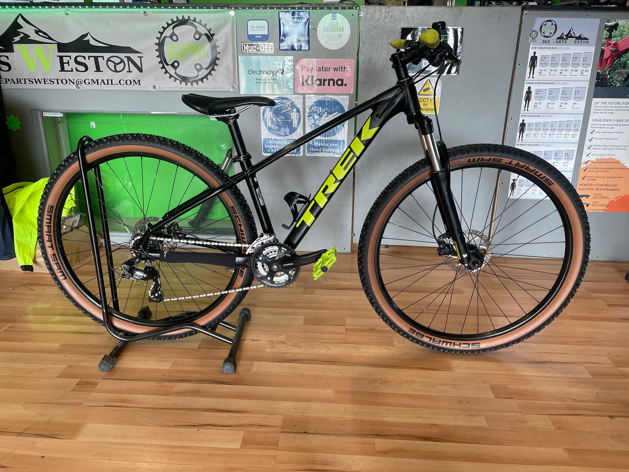 Trek Marlin 6 MTB BLACK 15.5”