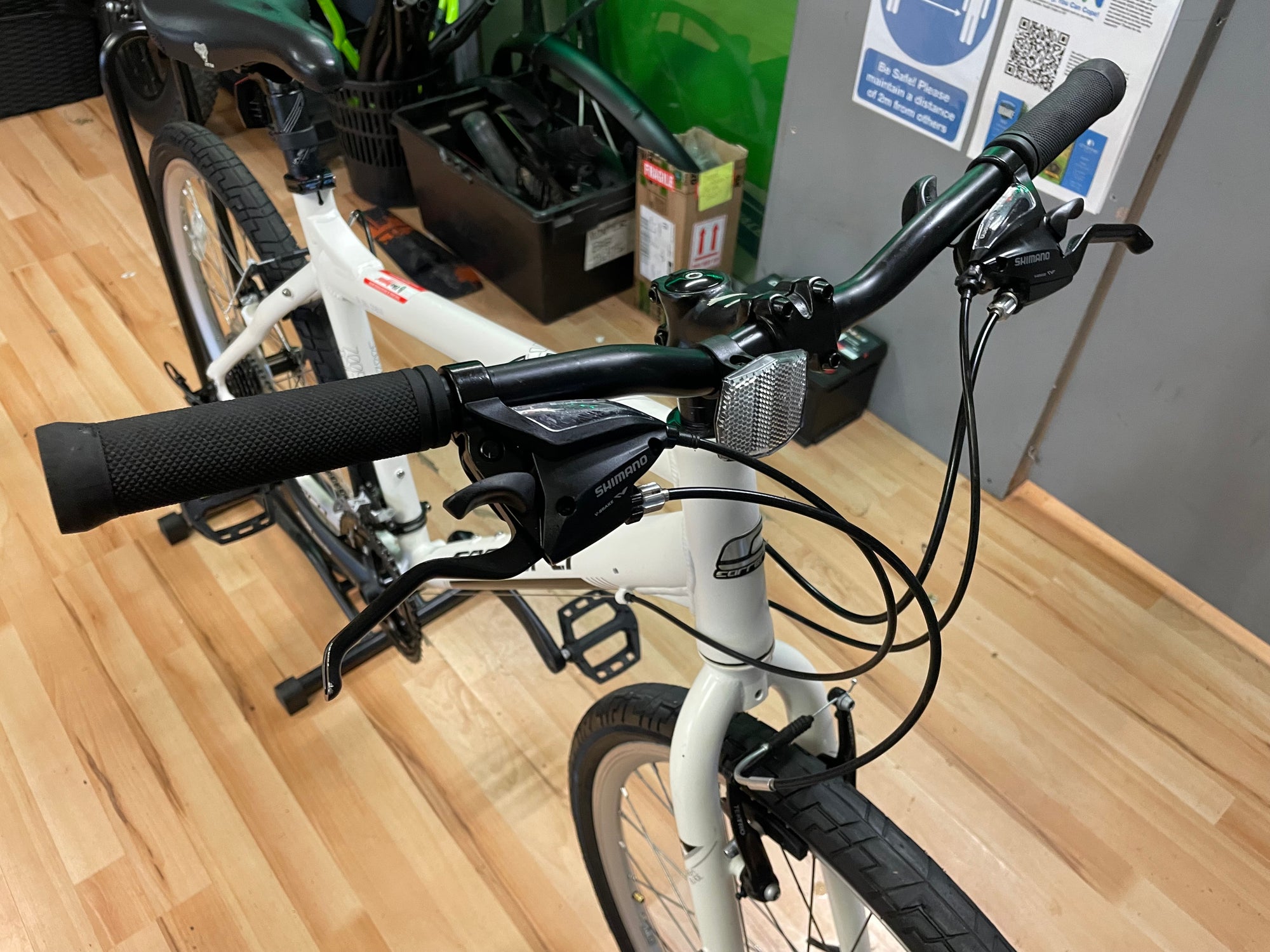 Carrera Subway ltd MTB/Hybrid 18” White