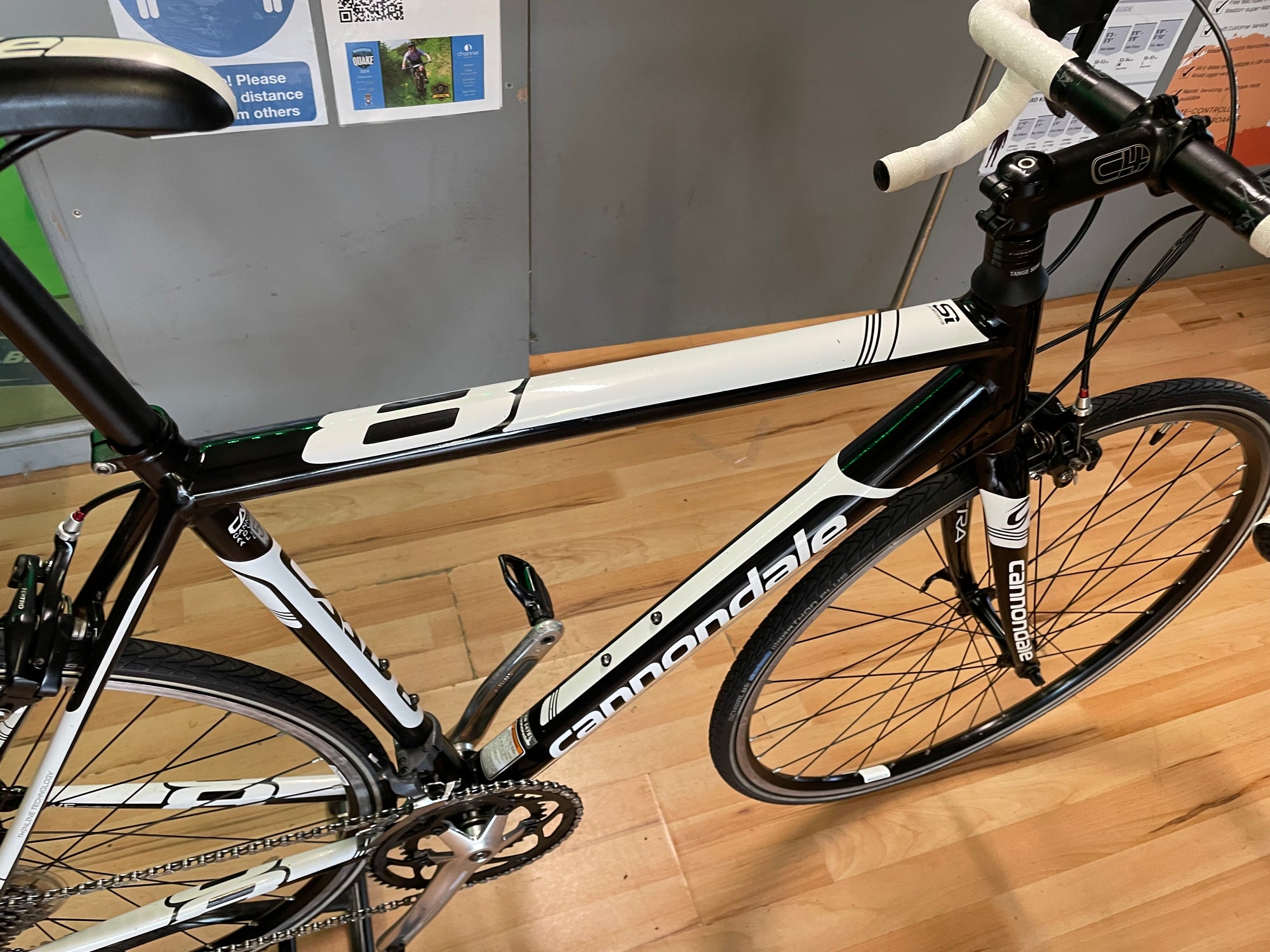CANNONDALE CAAD 8 ROAD BIKE 54cm