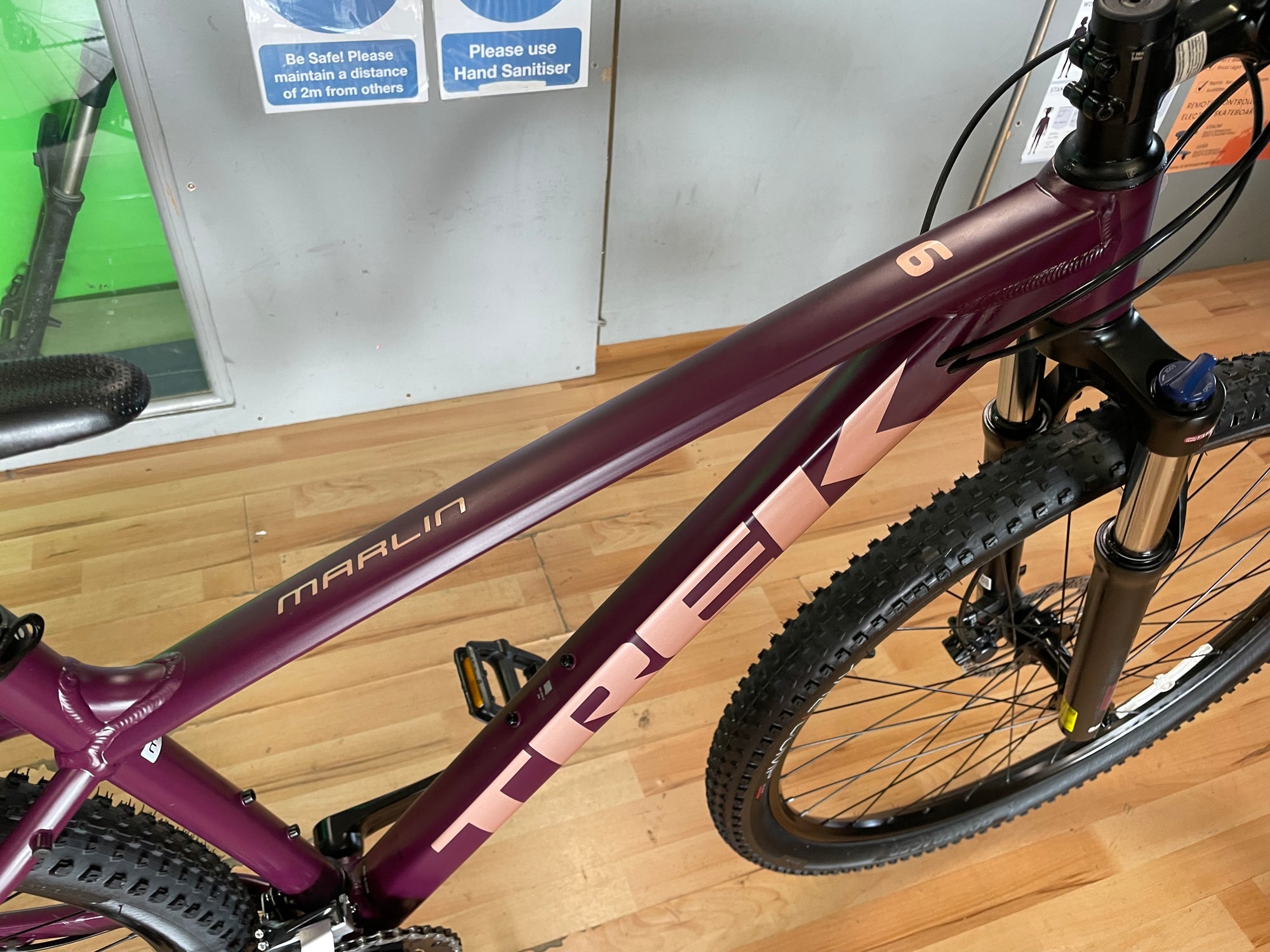 TREK MARLIN 6 29er 17-18”