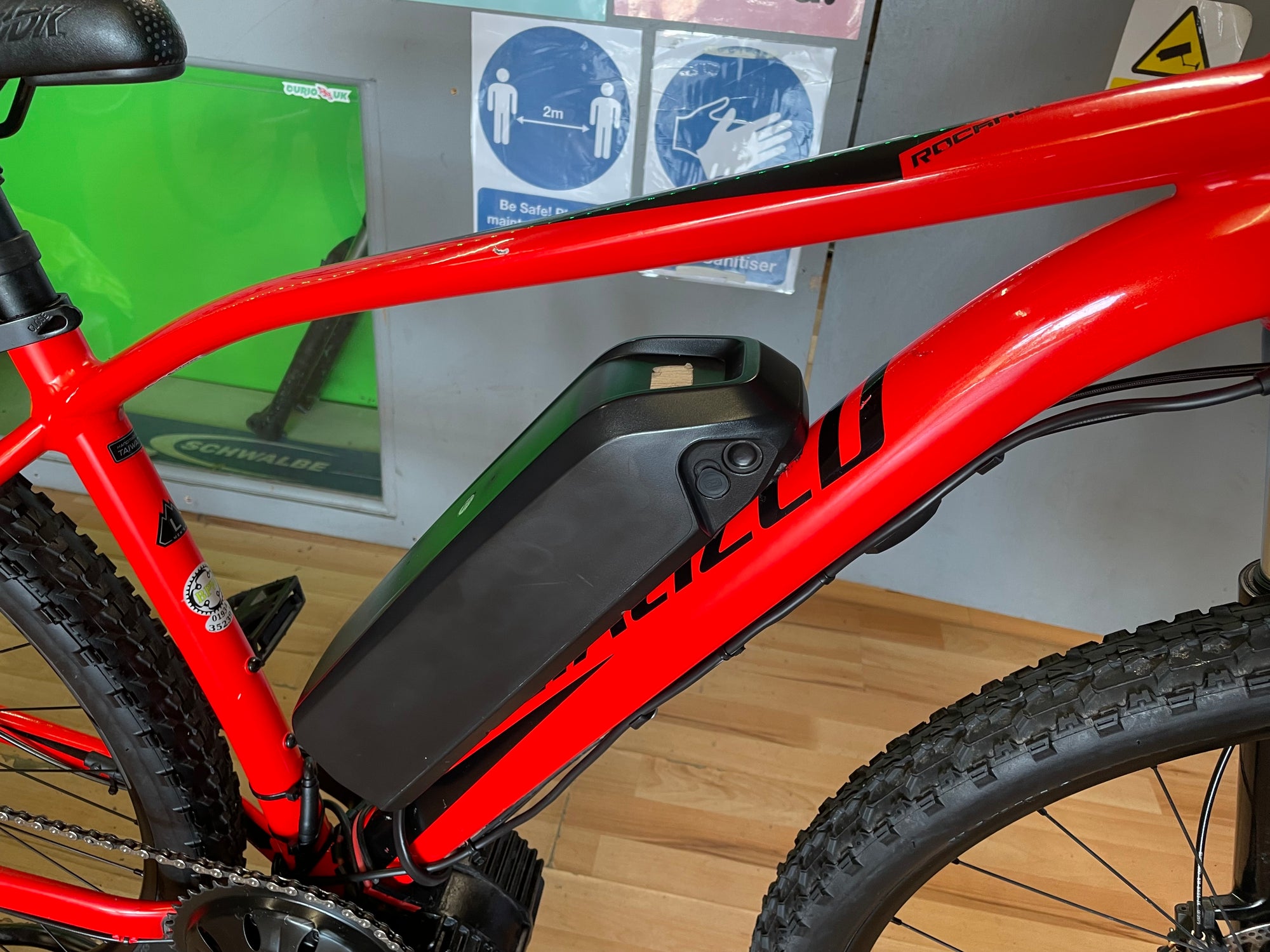 Specialized Rockhopper Custom E-bike Red 19”