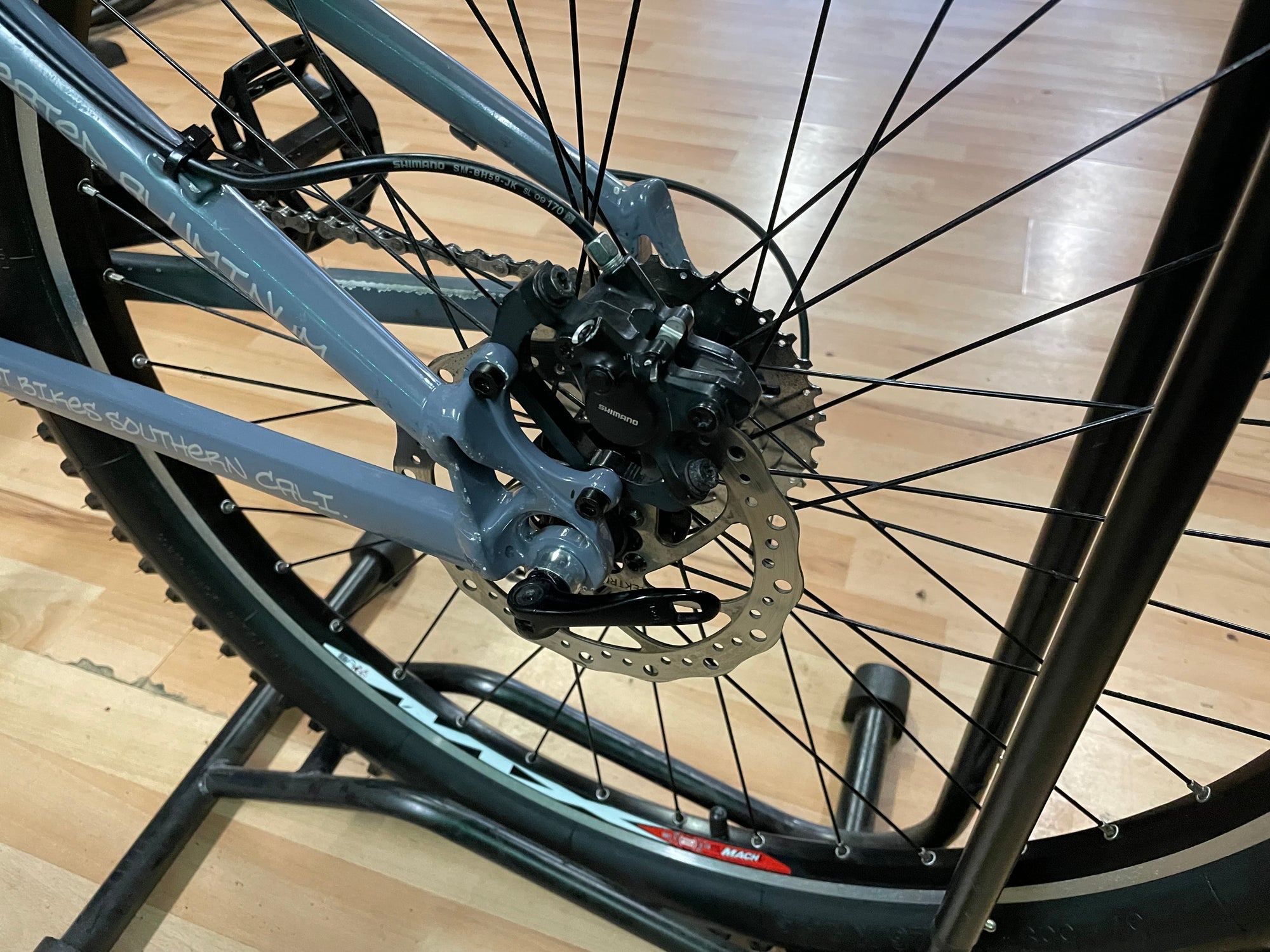 GT CHUCKER XS.2 DIRT/JUMPER 16” Grey