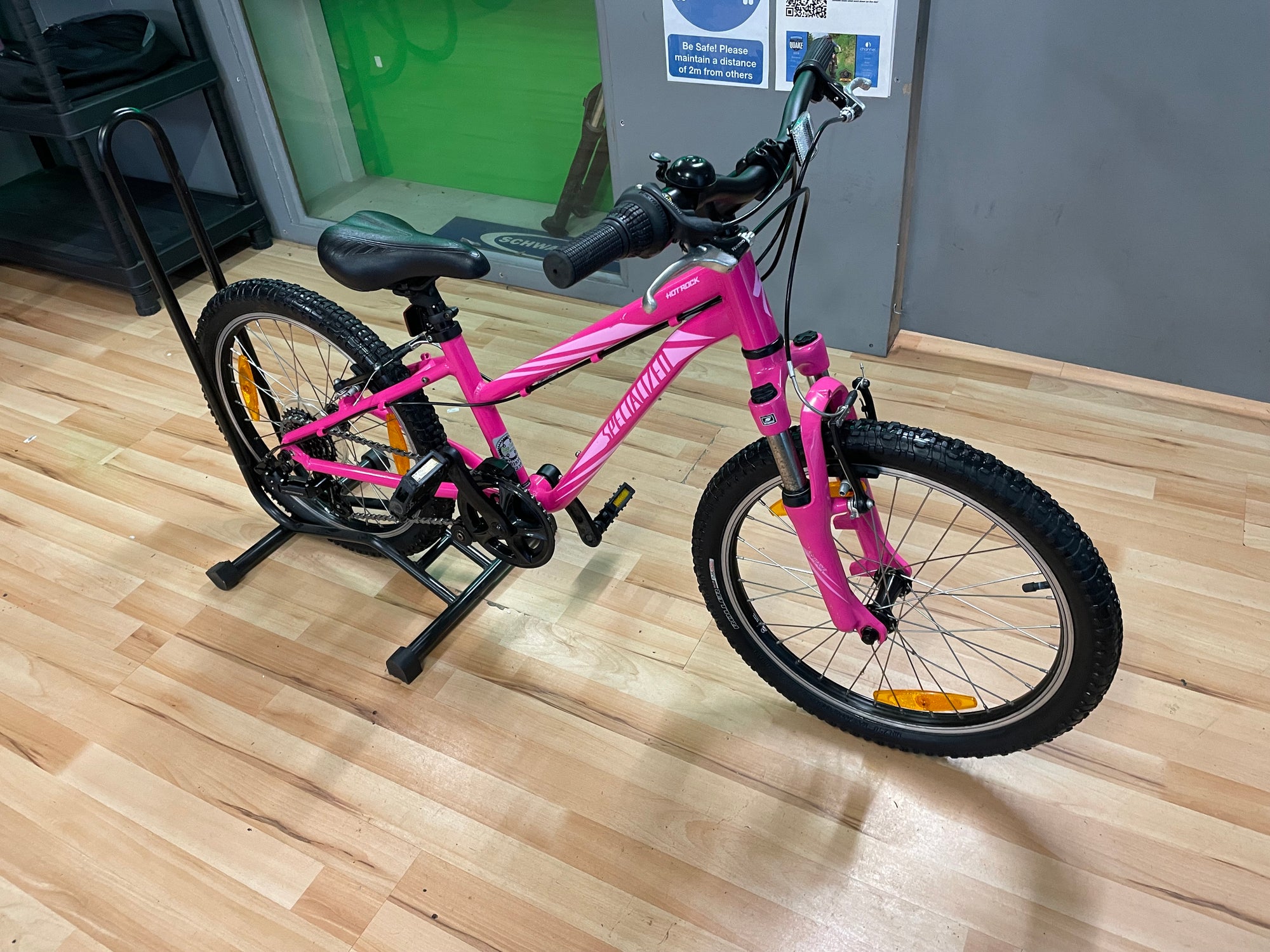 SPECIALIZED HOTROCK 20” Kids MTB