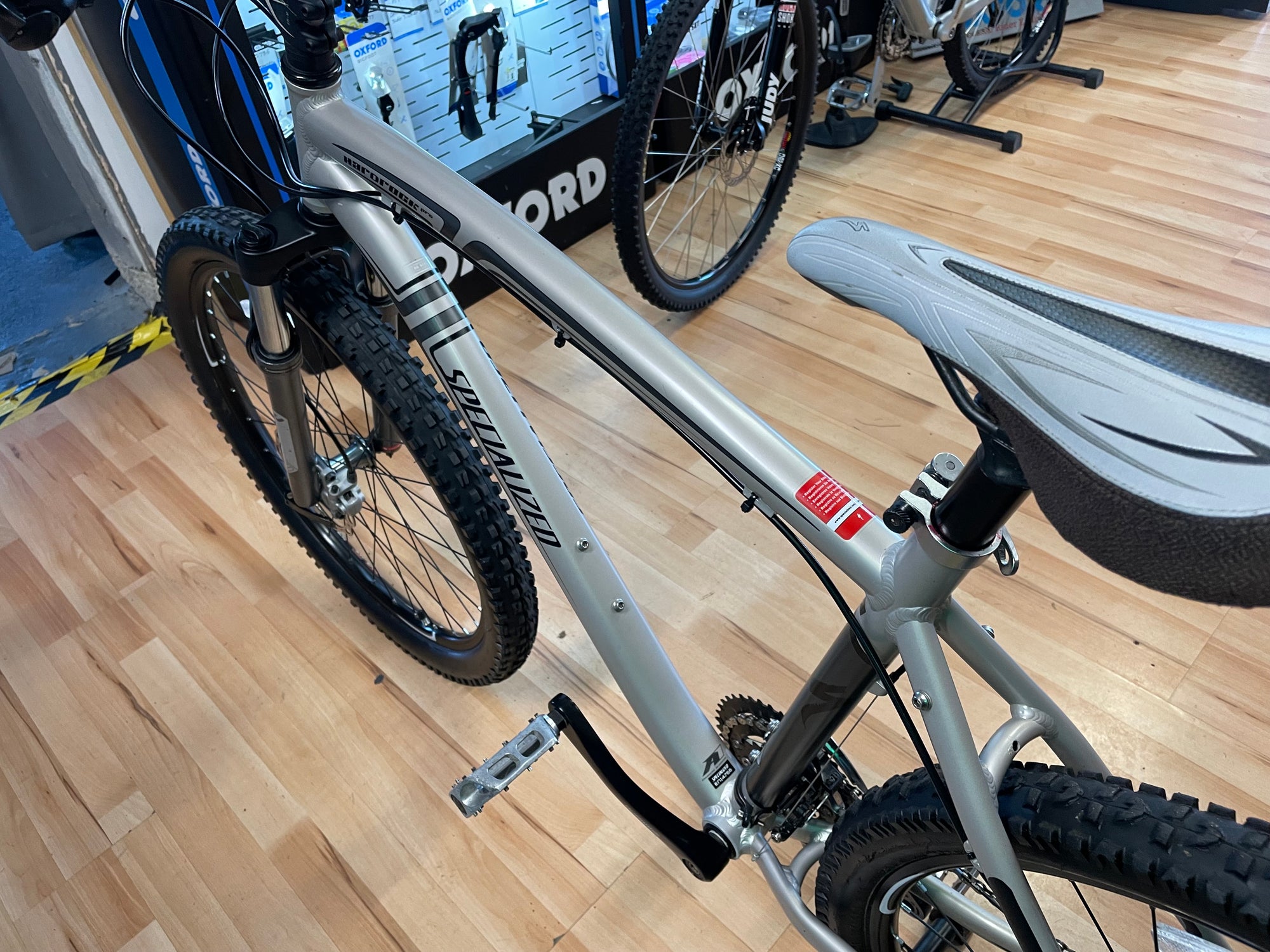 SPECIALIZED HARDROCK PRO MTB 19” GREY