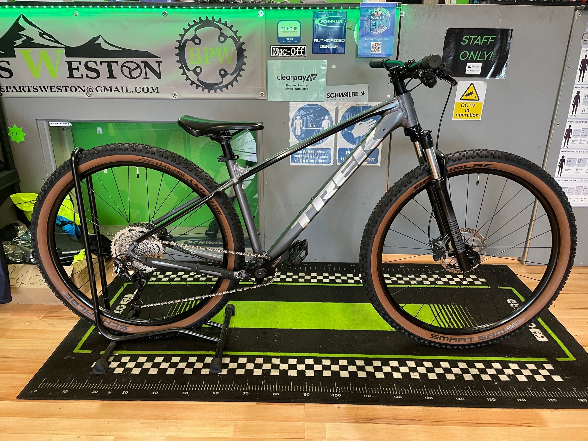 Trek Marlin 7 Gen2 Grey 17”
