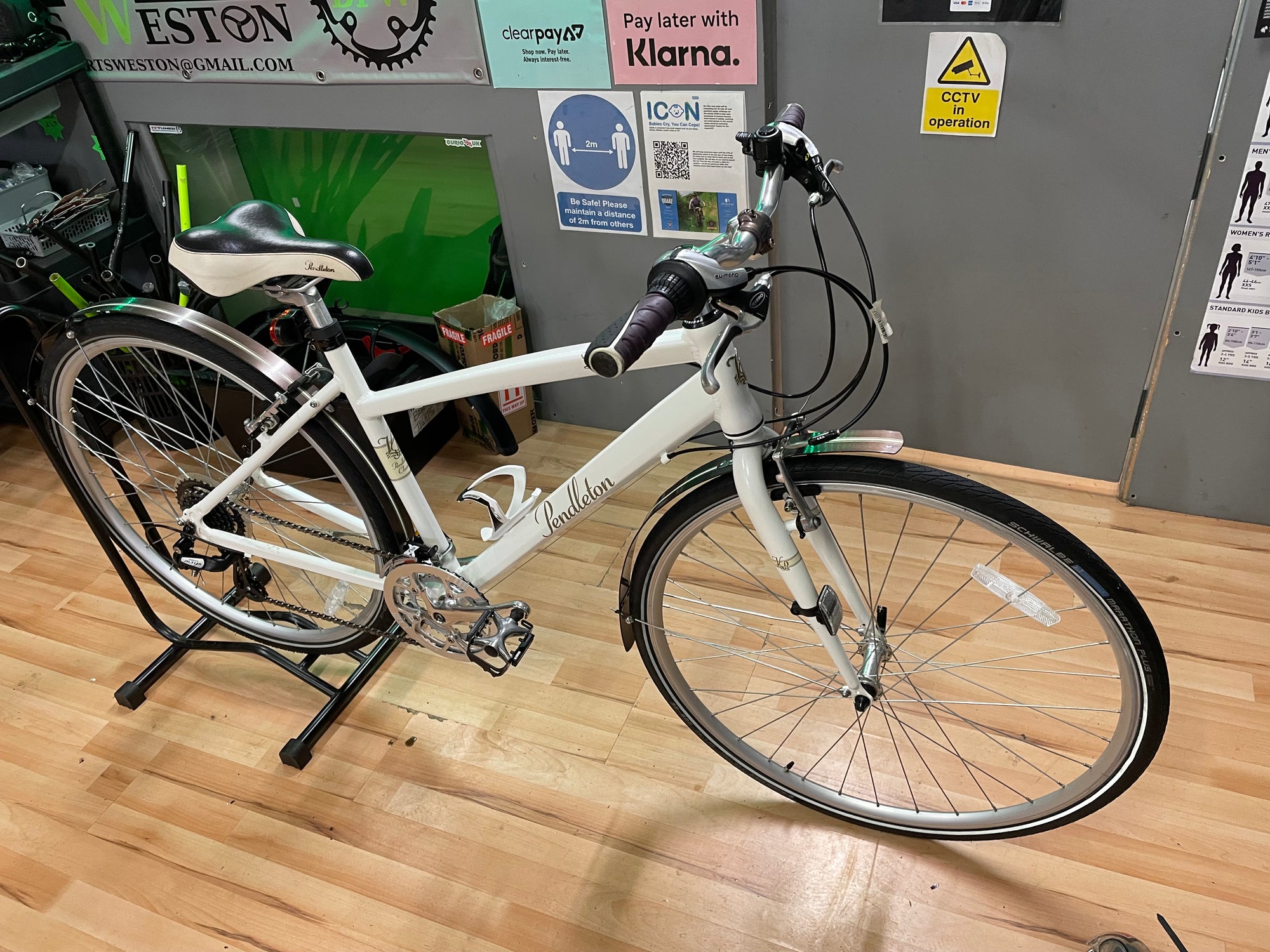 PENDLETON DALBY HYBRID 18” WHITE