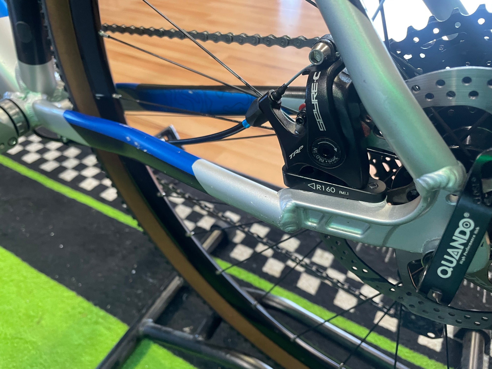 BOARDMAN ADV 8.8 GRAVEL/HYBRID SILVER 53cm