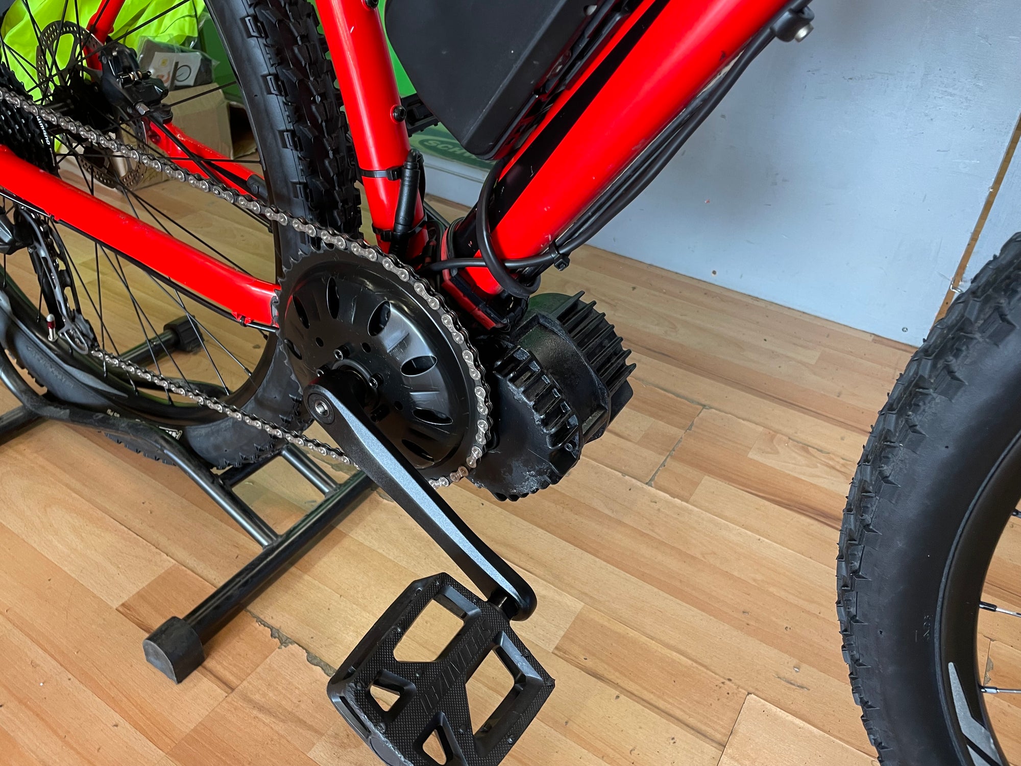 Specialized Rockhopper Custom E-bike Red 19”