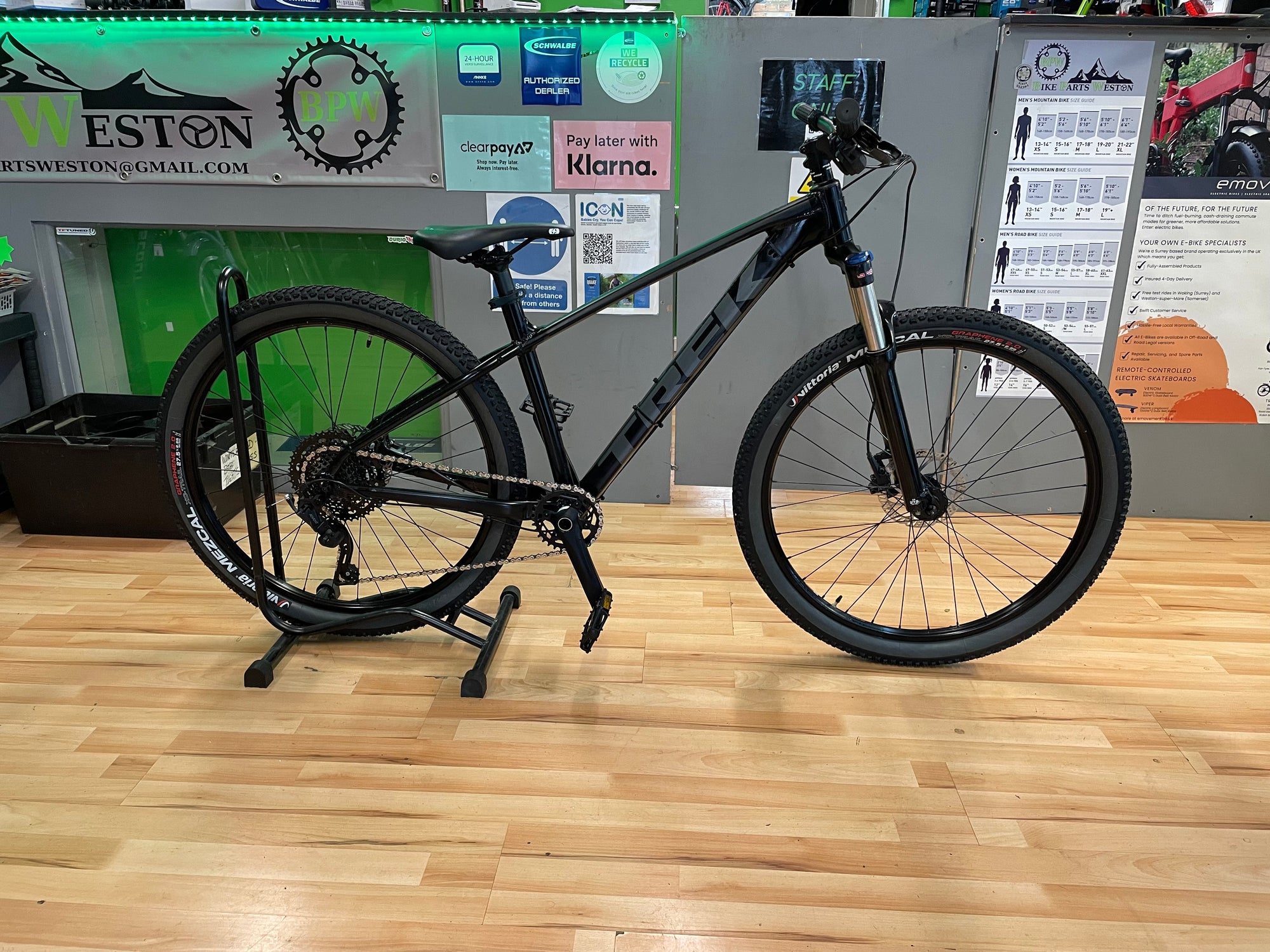 TREK 27.5 MARLIN MTB 16.5” BLACK