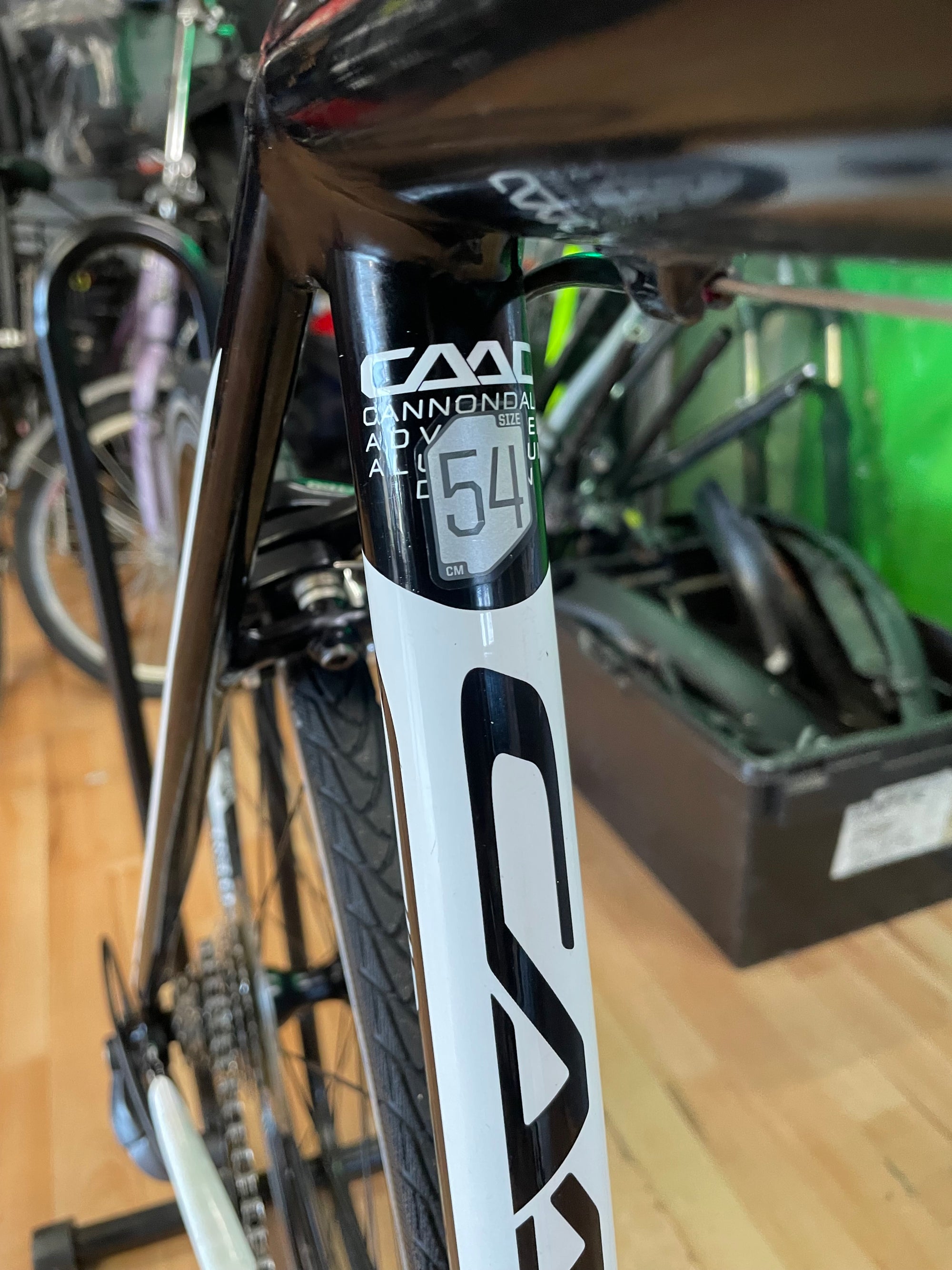 CANNONDALE CAAD 8 ROAD BIKE 54cm
