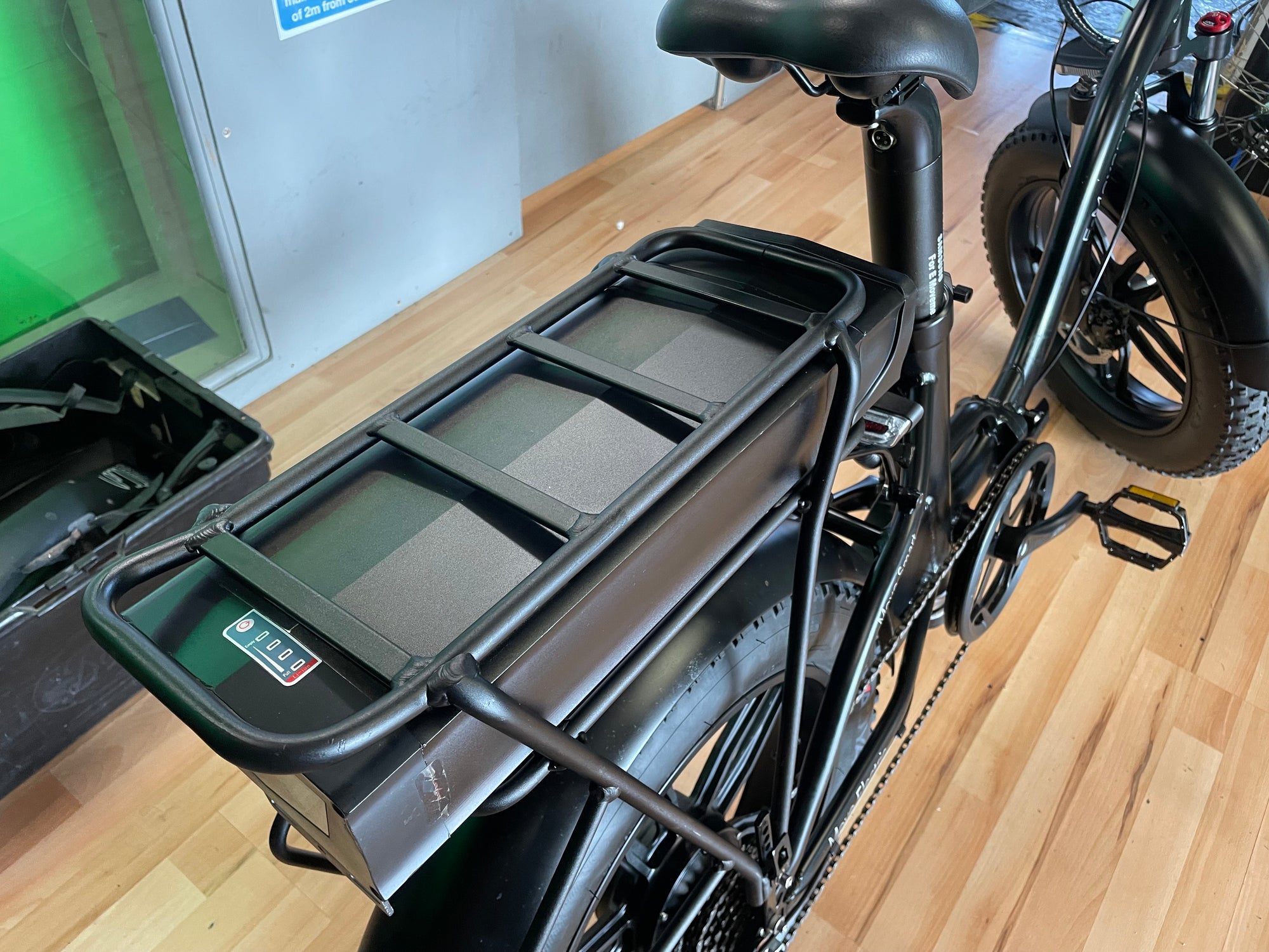 E-MOVEMENT HUNTER EXTREME 350W ELECTRIC – STEP-THROUGH FOLDING FAT TYRE BIKE