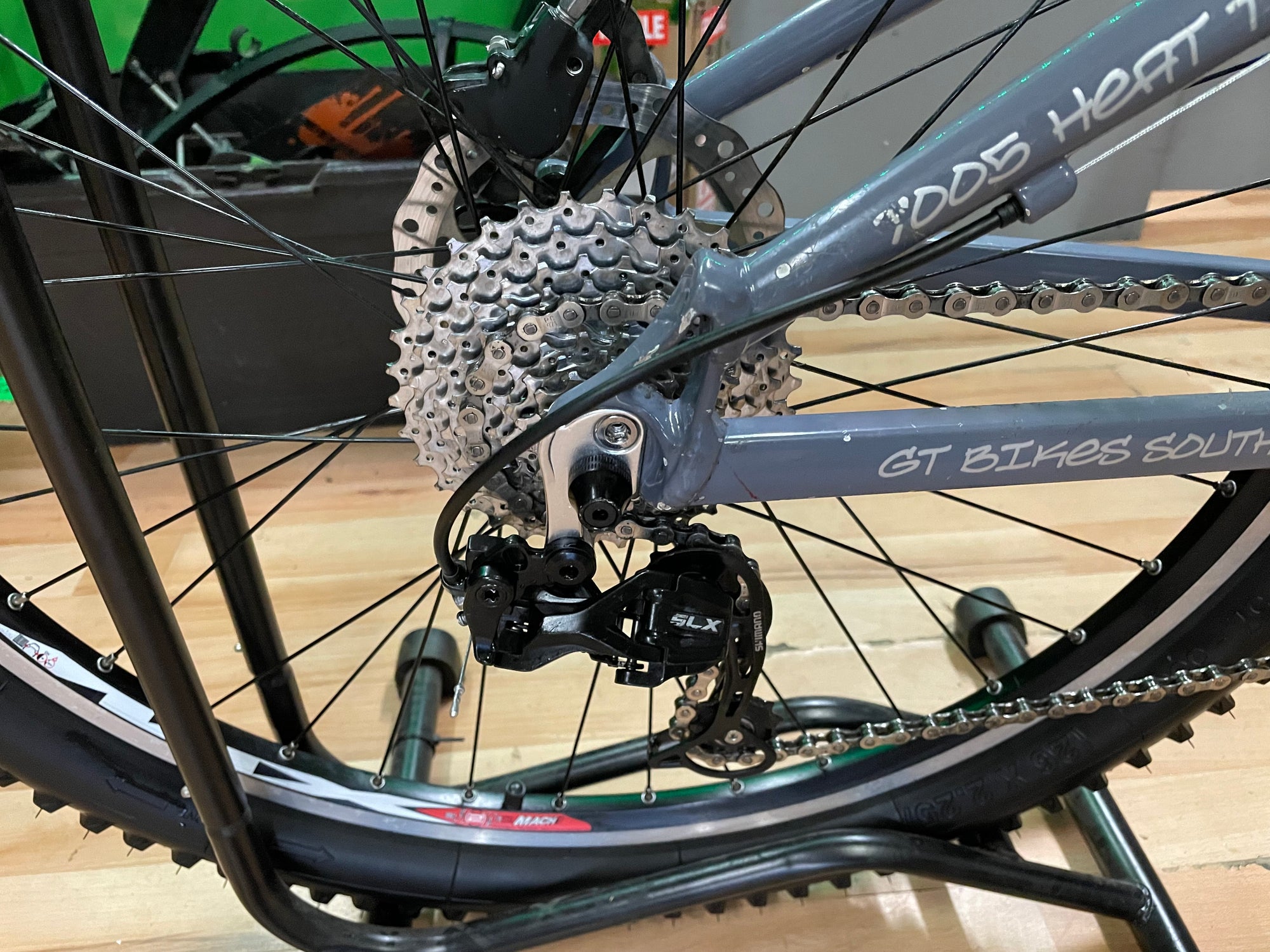 GT CHUCKER XS.2 DIRT/JUMPER 16” Grey