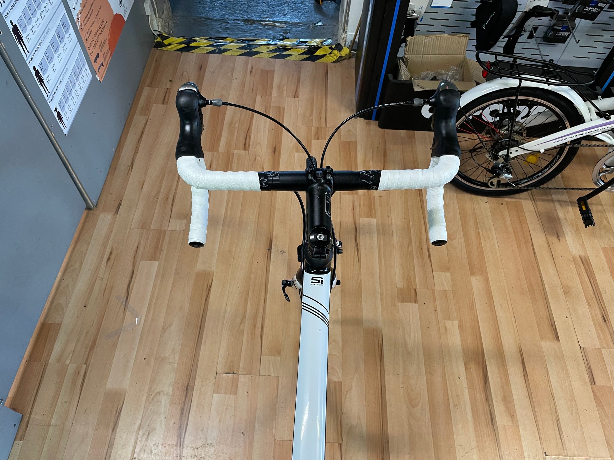 CANNONDALE CAAD 8 ROAD BIKE 54cm
