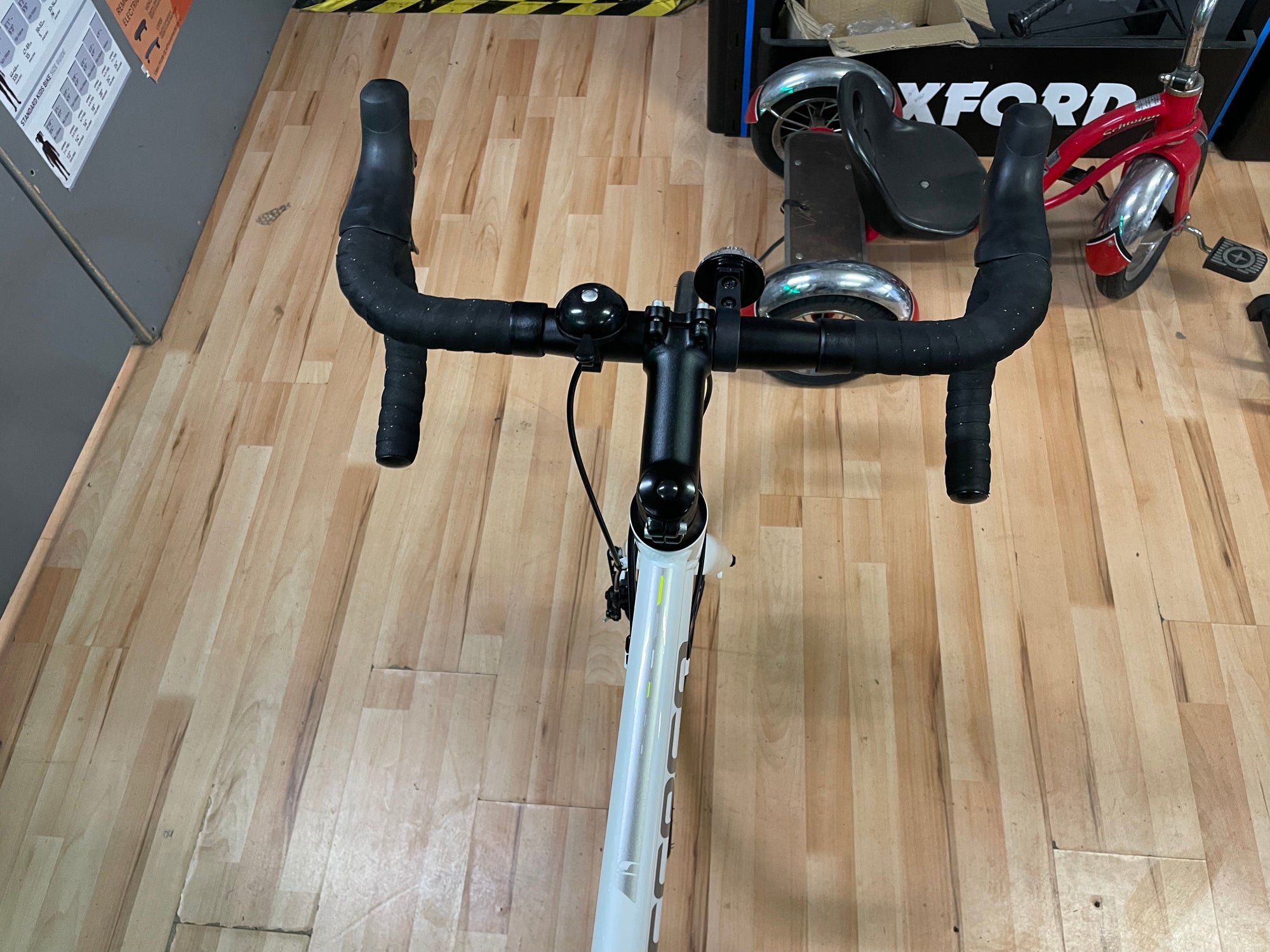 CARRERA VIRTUOSO ROAD BIKE WHITE