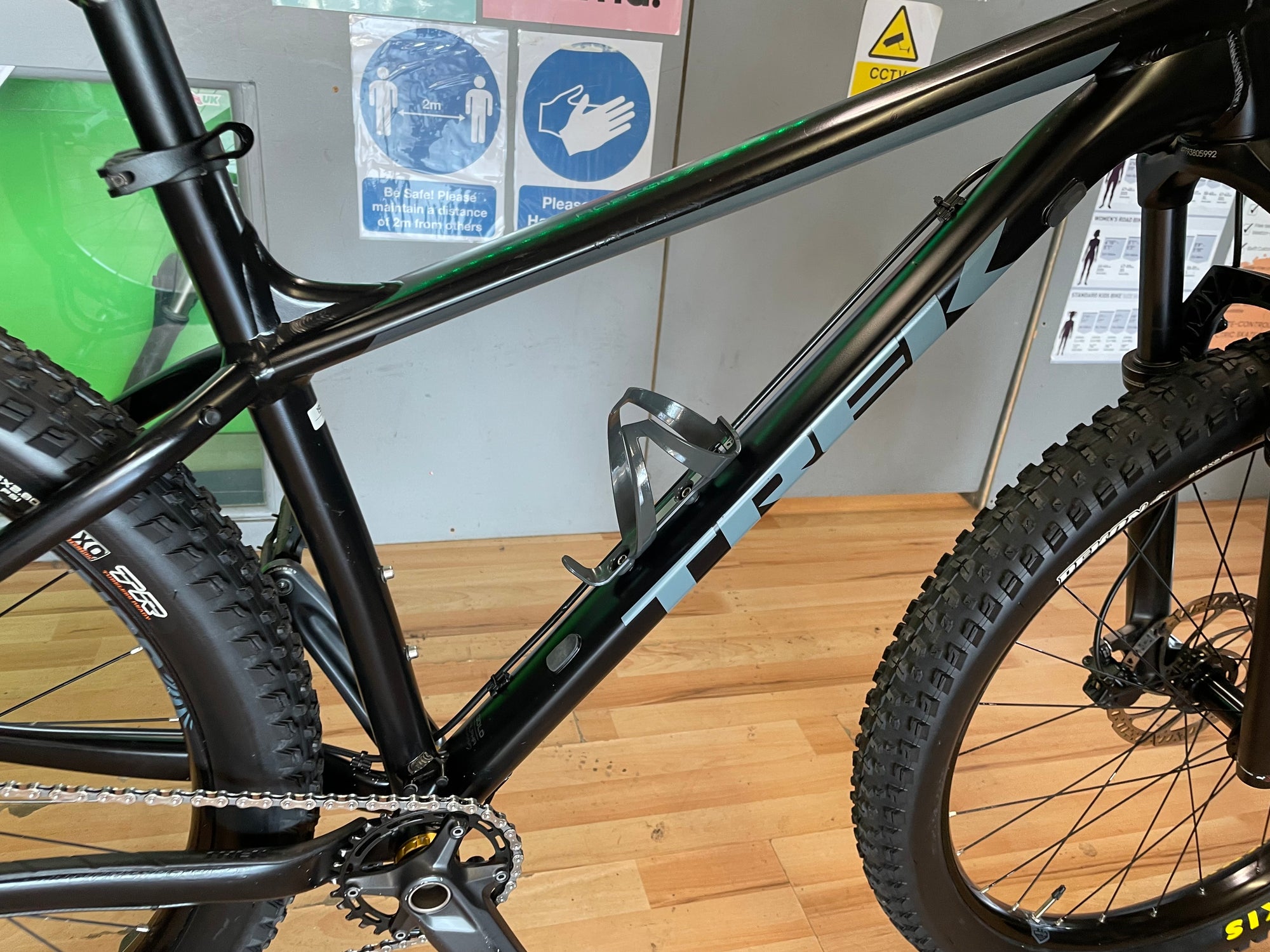 TREK ROSCOE 7 MTB 18.5” BLACK