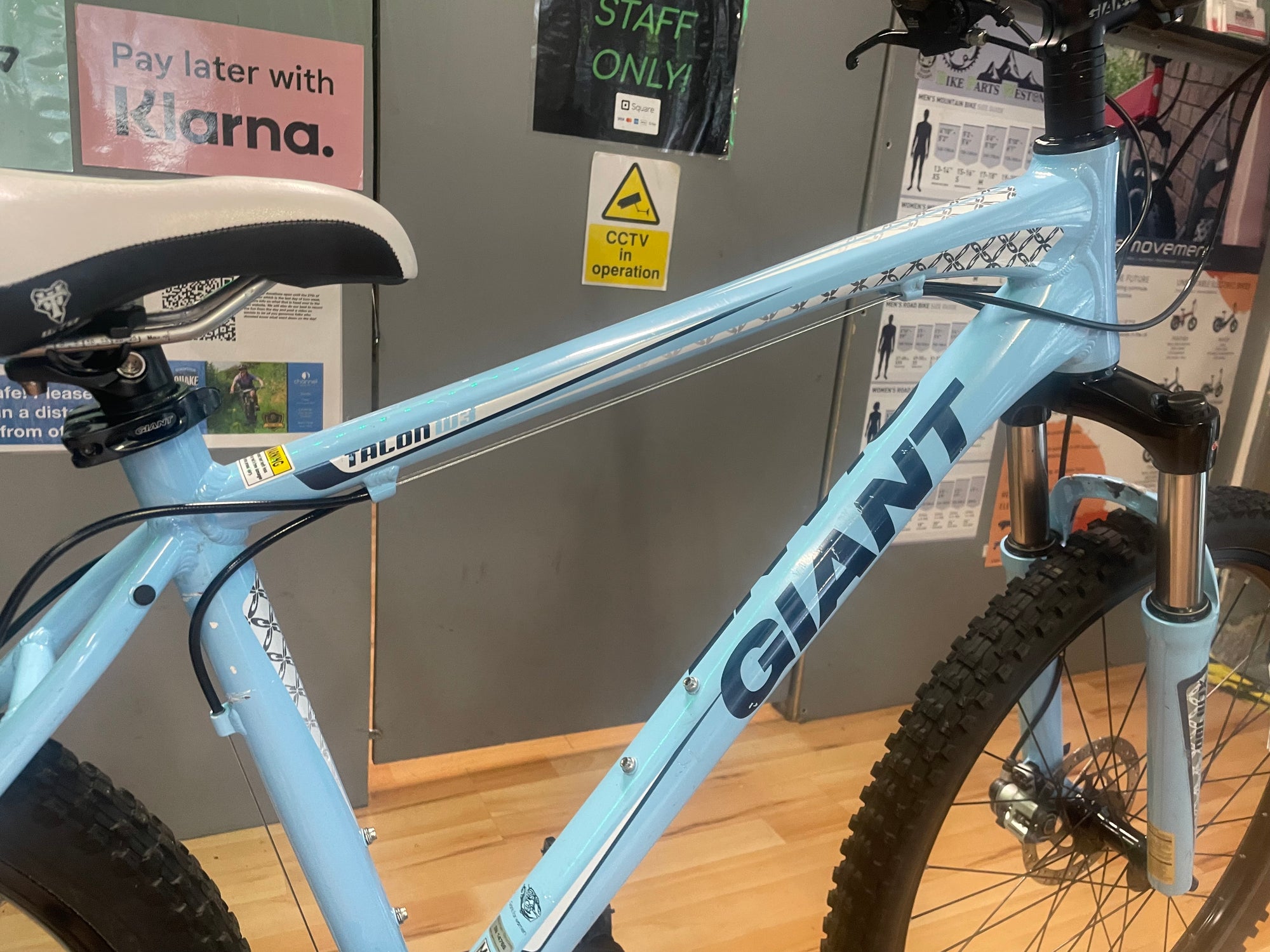GIANT TALON 3 BLUE MTB 11+yrs