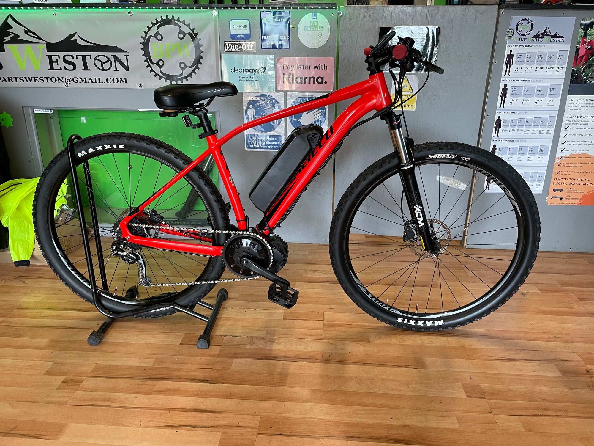 Specialized Rockhopper Custom E-bike Red 19”