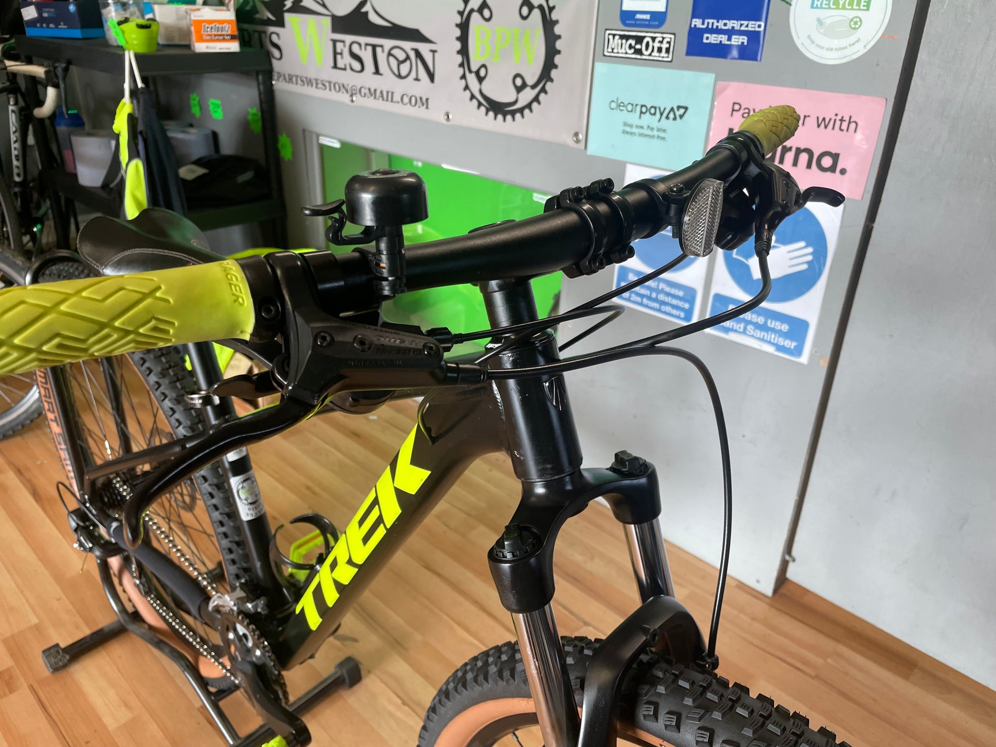 Trek Marlin 6 MTB BLACK 15.5”