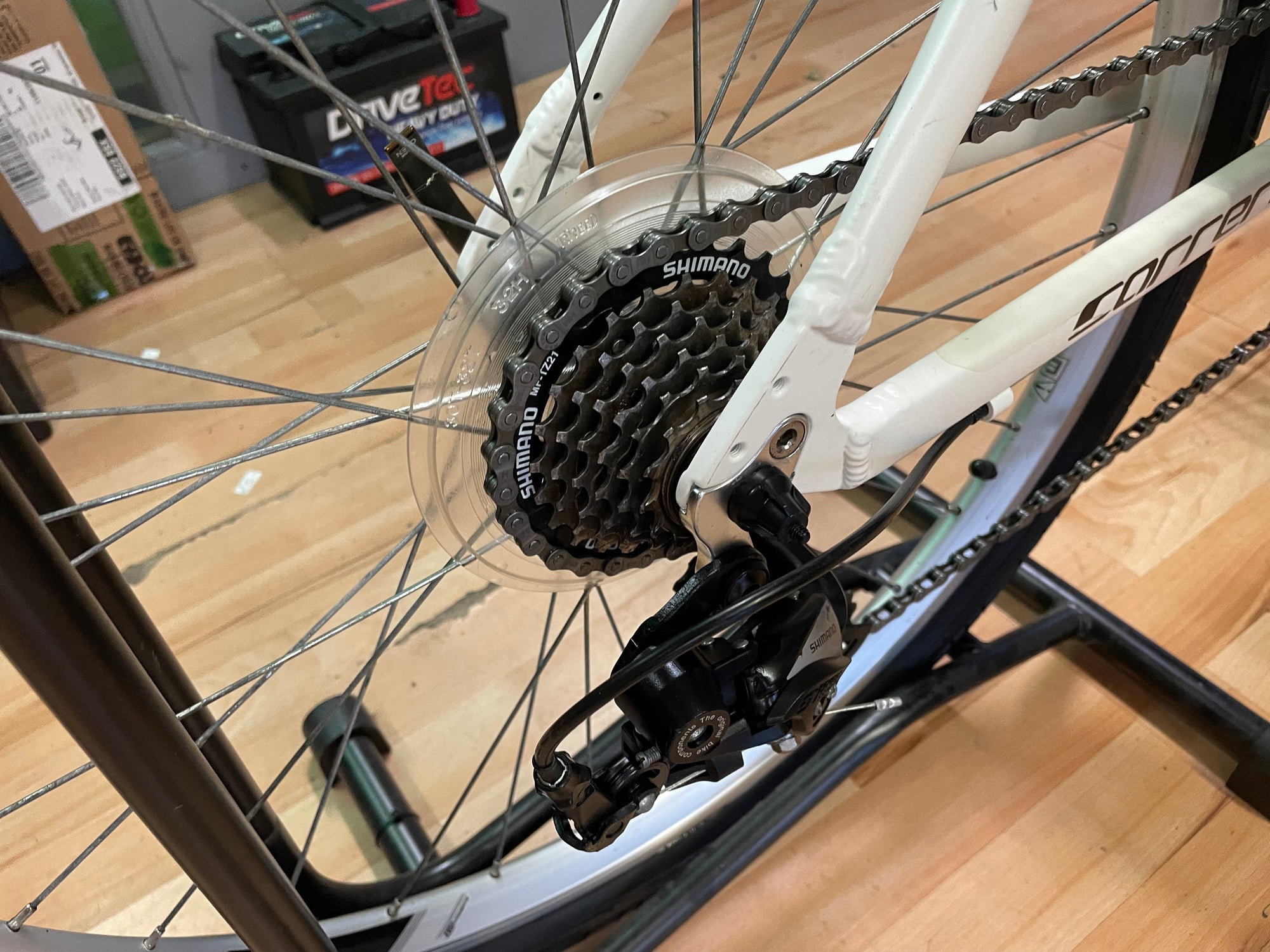 Carrera Subway ltd MTB/Hybrid 18” White