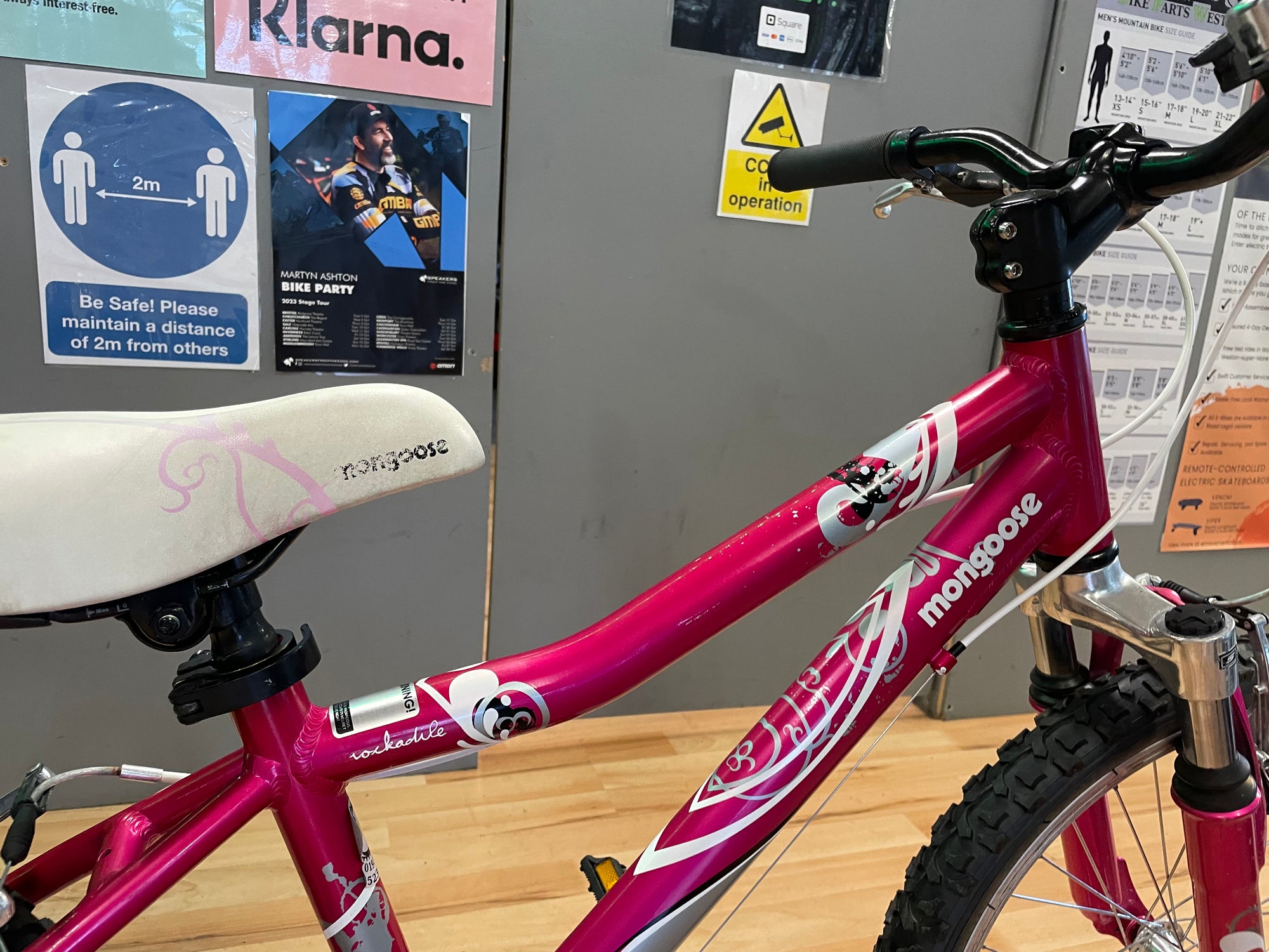 MONGOOSE MTB 12” SUITABLE FOr 7-9YRS  PINK